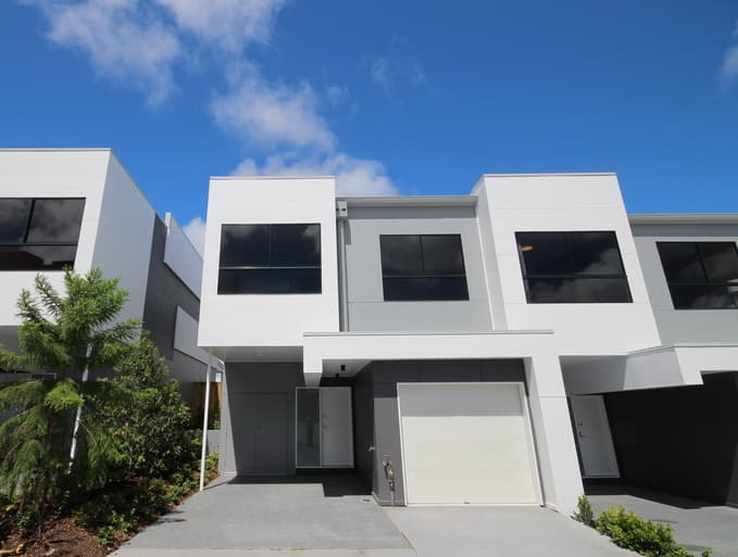 13/34 John Francis Drive, Carrara - Image 1