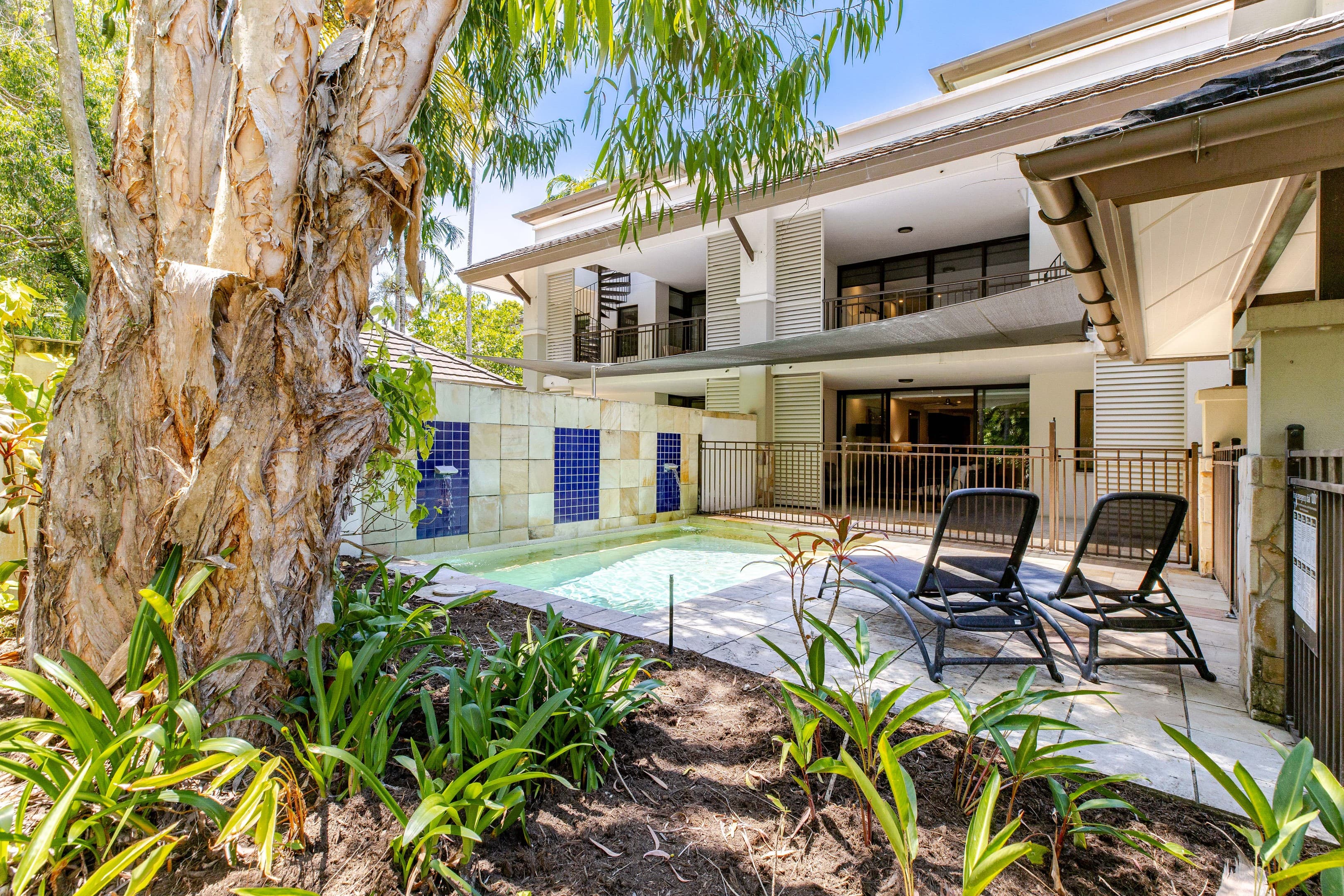 122/22-36 Mitre Street (SEA TEMPLE RESORT), Port Douglas — photo 1 of 5