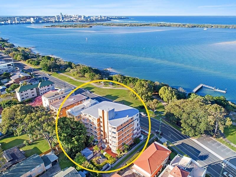 12/62 Esplanade, Golden Beach, Golden Beach — photo 1 of 5