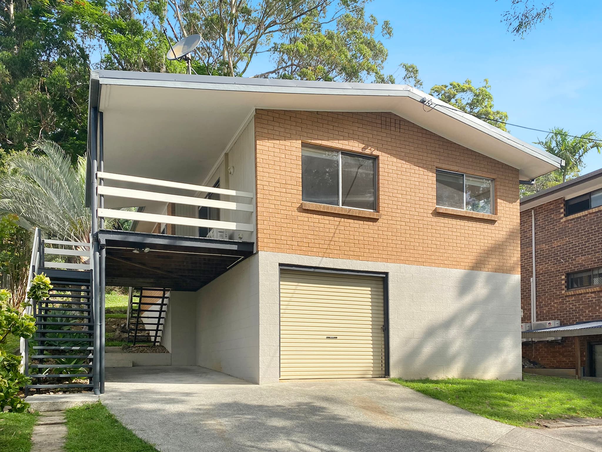 60 West Burleigh Road, Burleigh Heads - Image 1