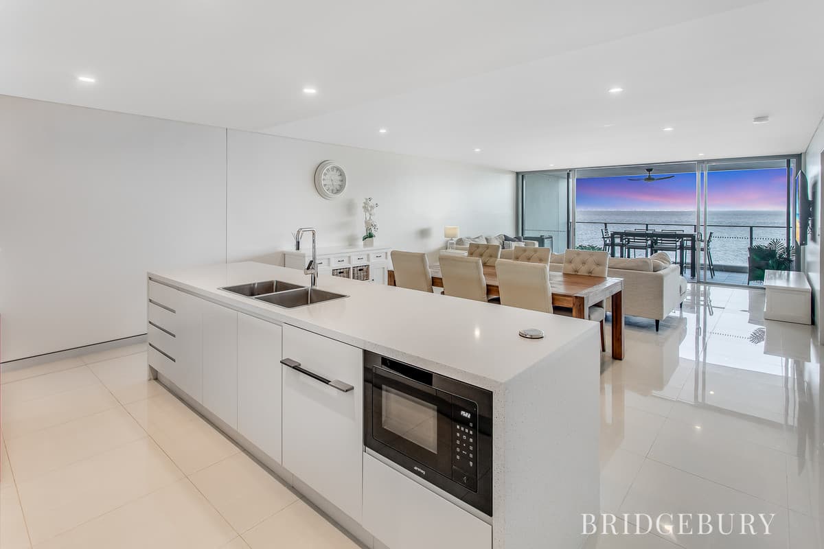 20/36 Woodcliffe Crescent, Woody Point - Image 1