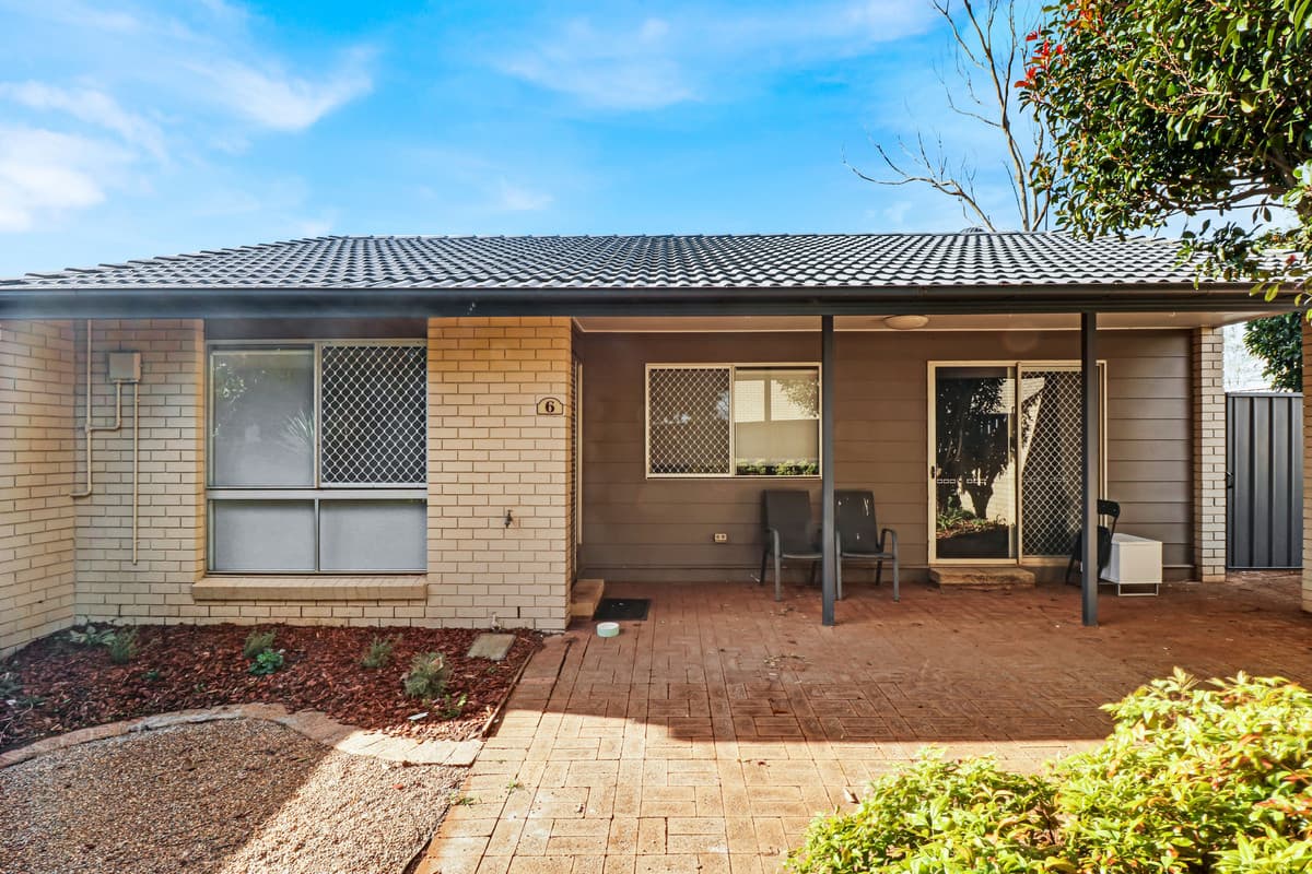 6/6 O'Brien Street, Harlaxton — photo 1 of 5