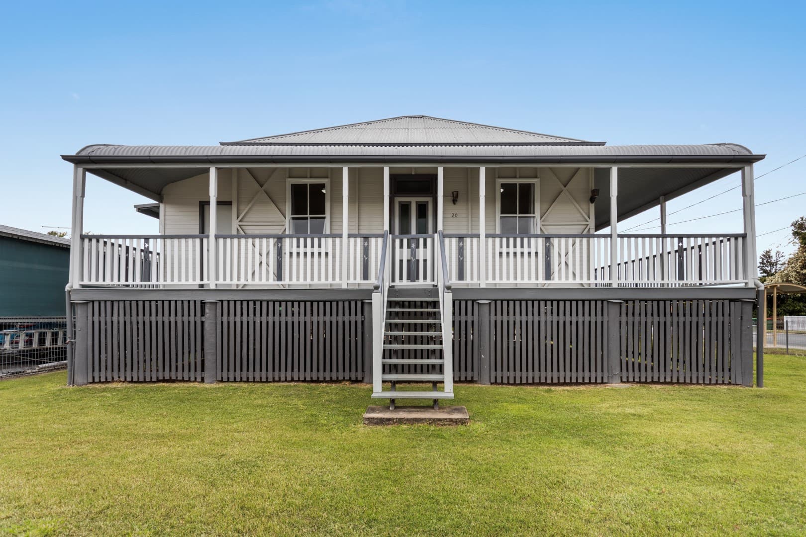 20 Woodford Street, One Mile - Image 1