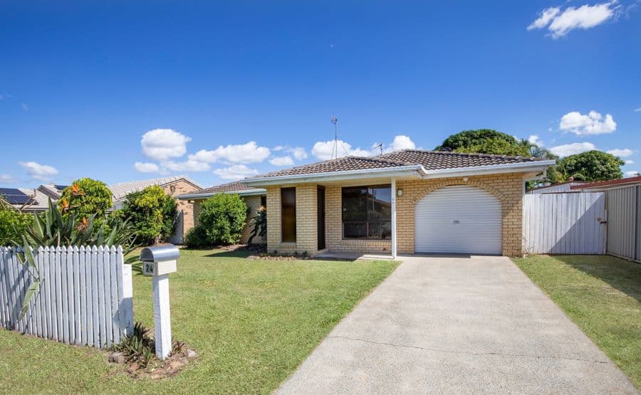 24 Wendoree Way, Coombabah, Coombabah — photo 1 of 5