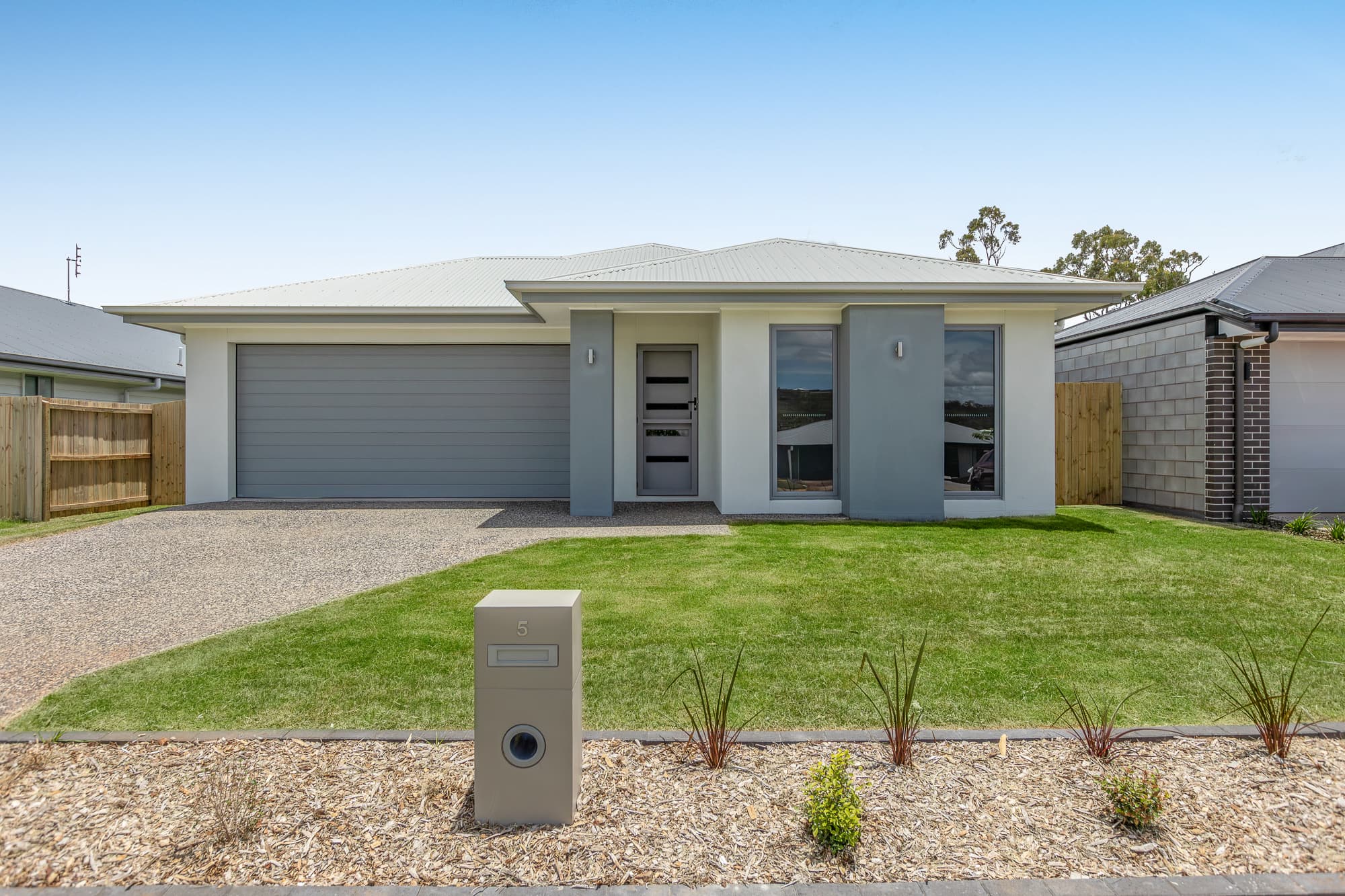 5 Dallas Street, Cotswold Hills - Image 1