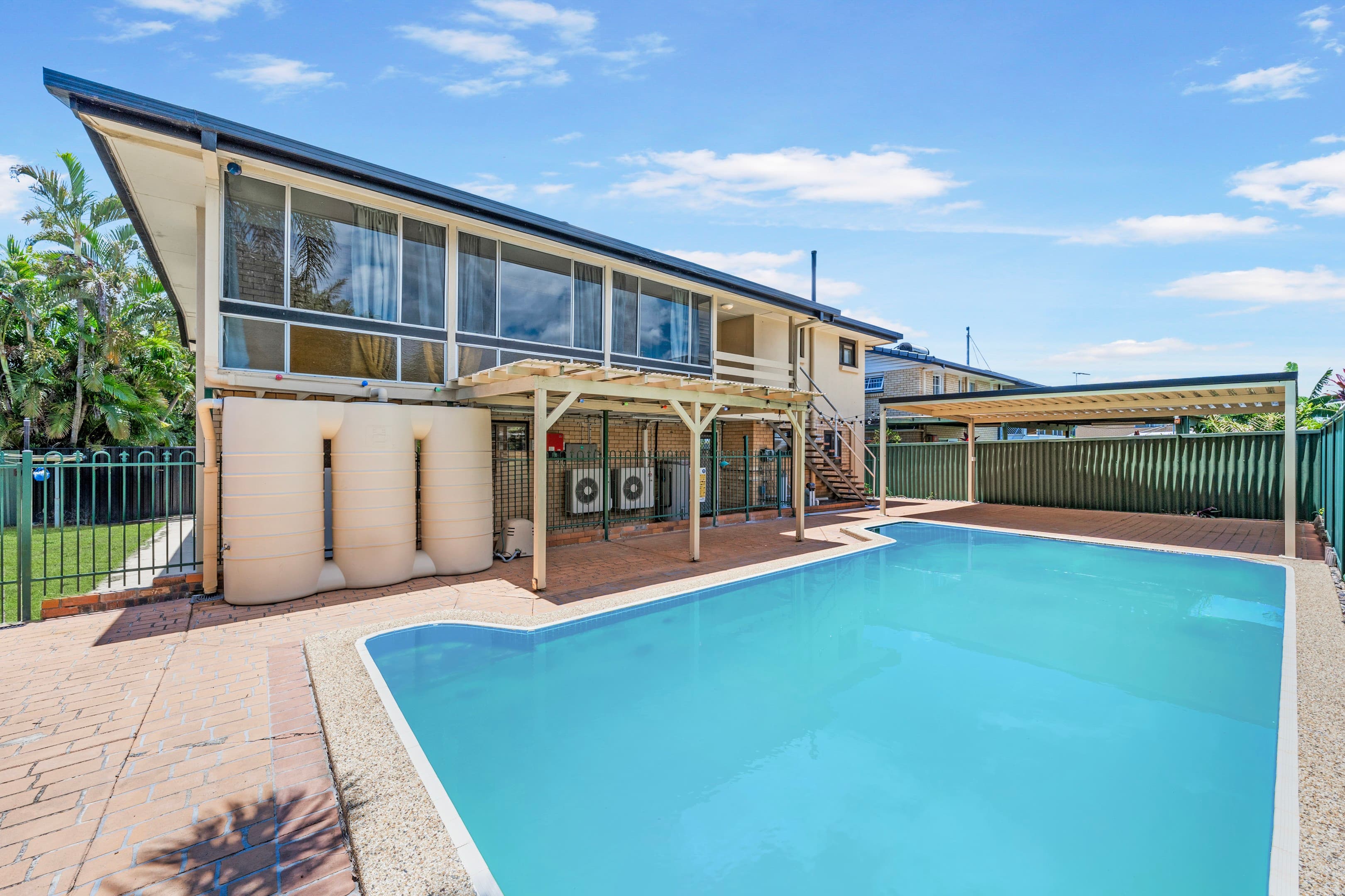 11 Symphony Avenue, Strathpine — photo 1 of 5