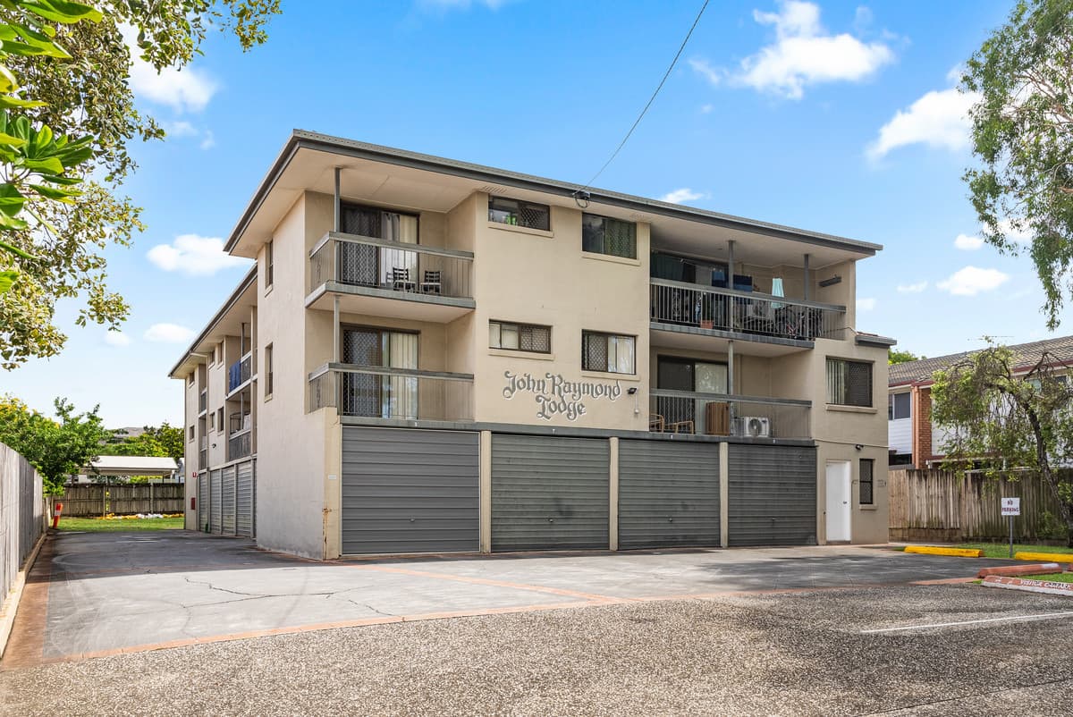 1/12 Rowell Street, Zillmere — photo 1 of 5