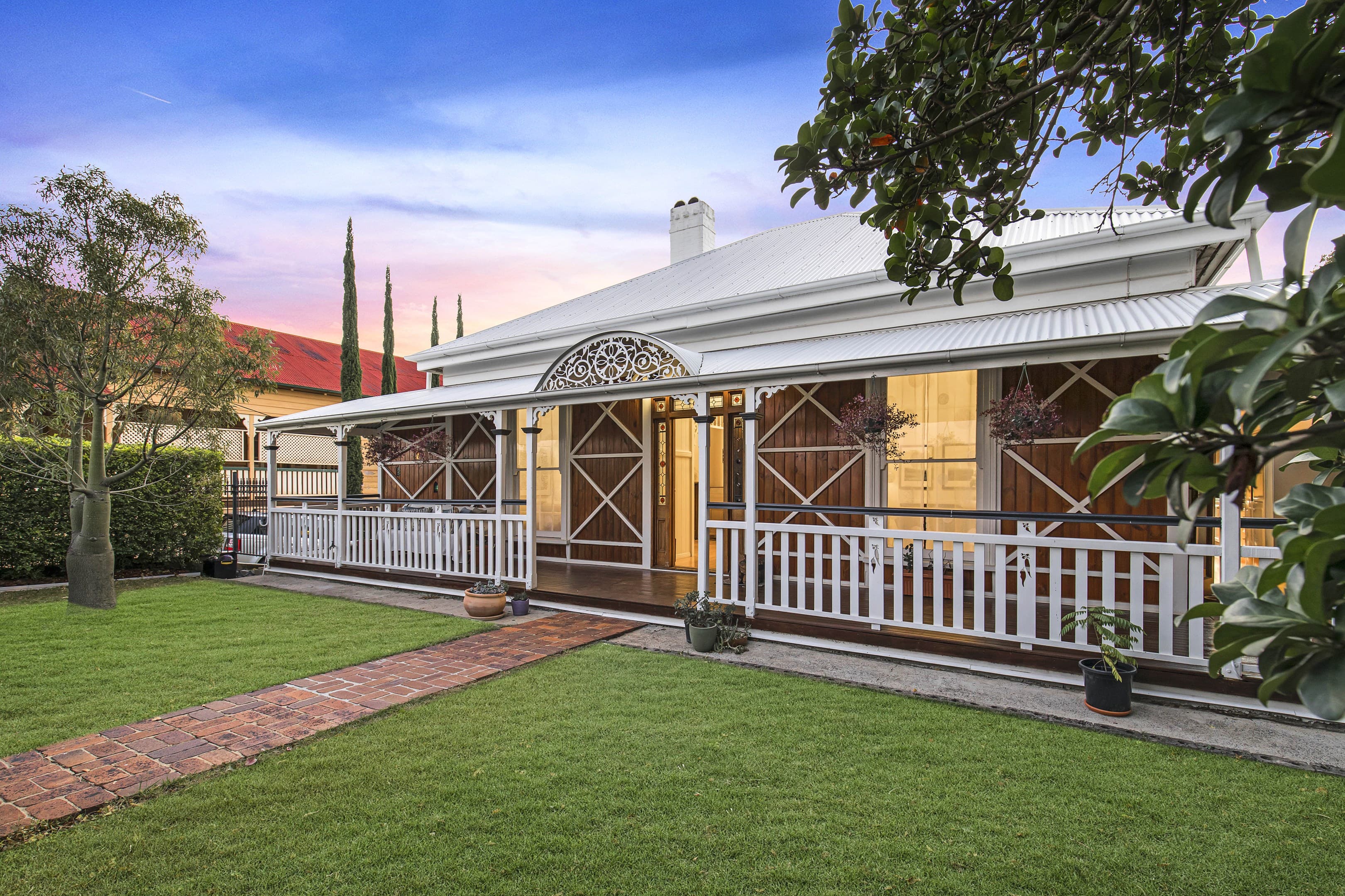 31 Enoggera Terrace, Red Hill — photo 1 of 5
