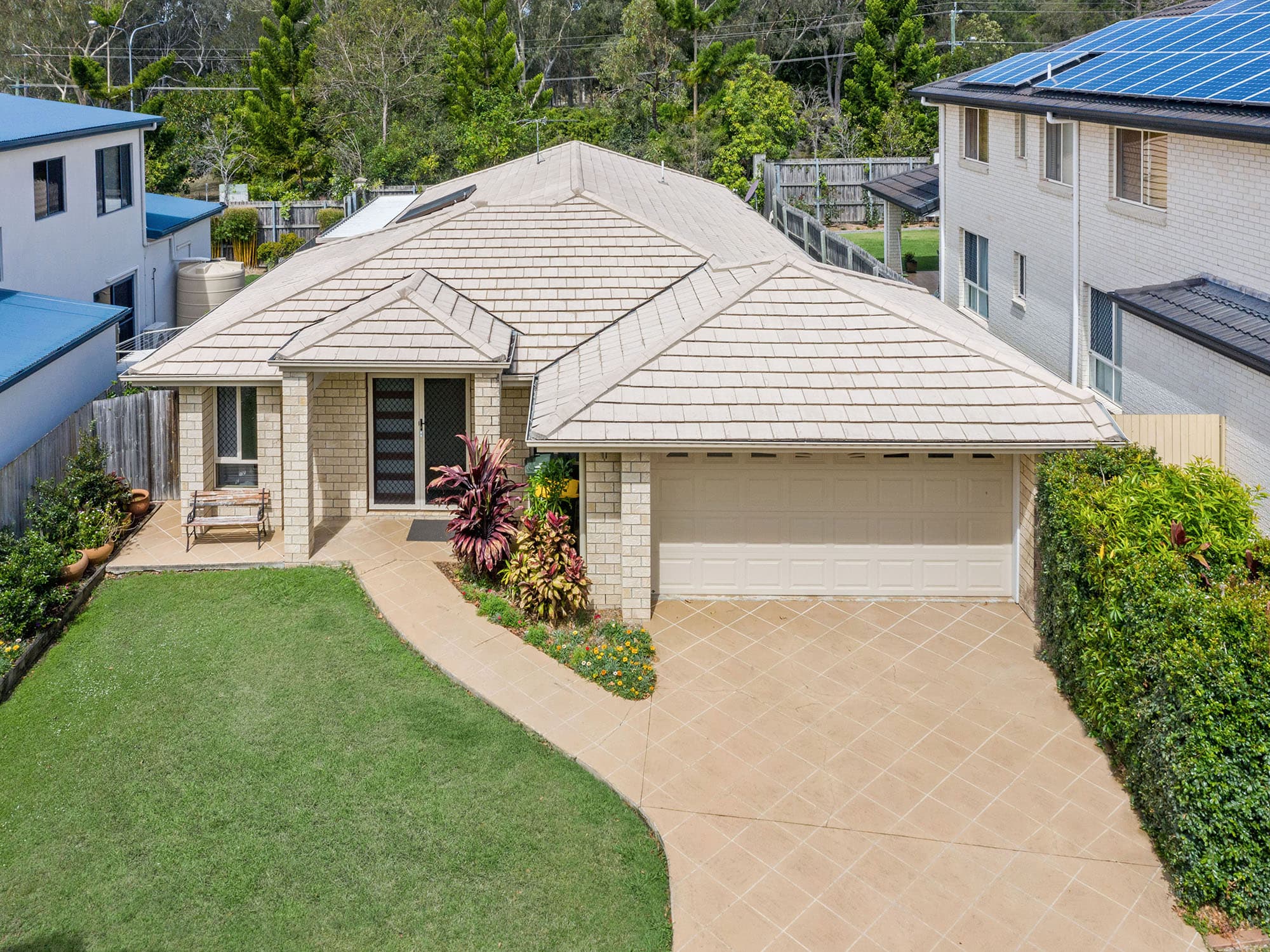 27 Canopus Street, Bridgeman Downs - Image 1