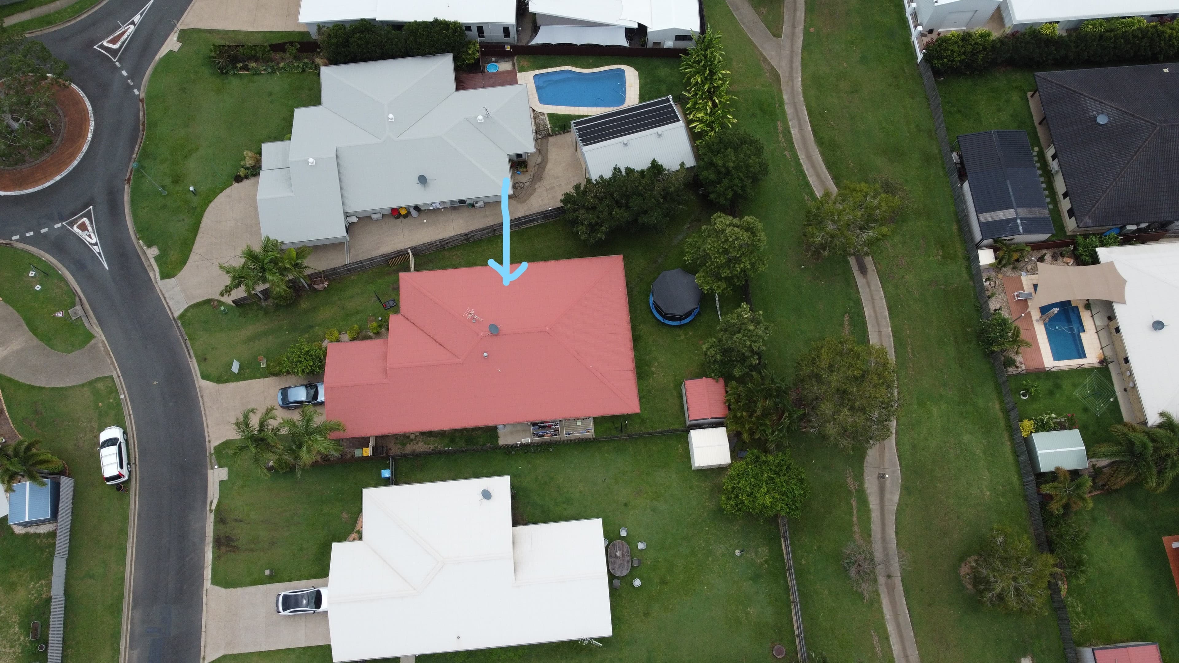 1 Kensington Court, Glenella — photo 1 of 5