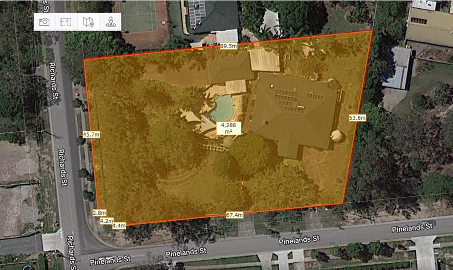 2-8 Pinelands, Loganlea - Image 1