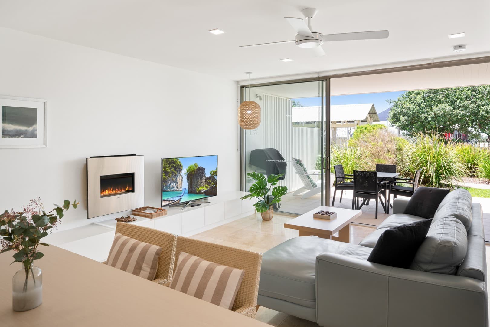 Unit 7/1 Rainbow Beach Road, Rainbow Beach — photo 1 of 5
