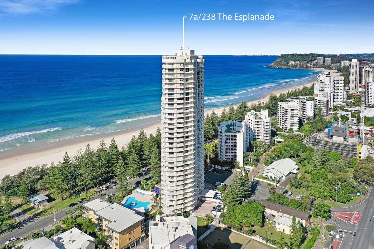 7 A/238 The Esplanade, Burleigh Heads — photo 1 of 5