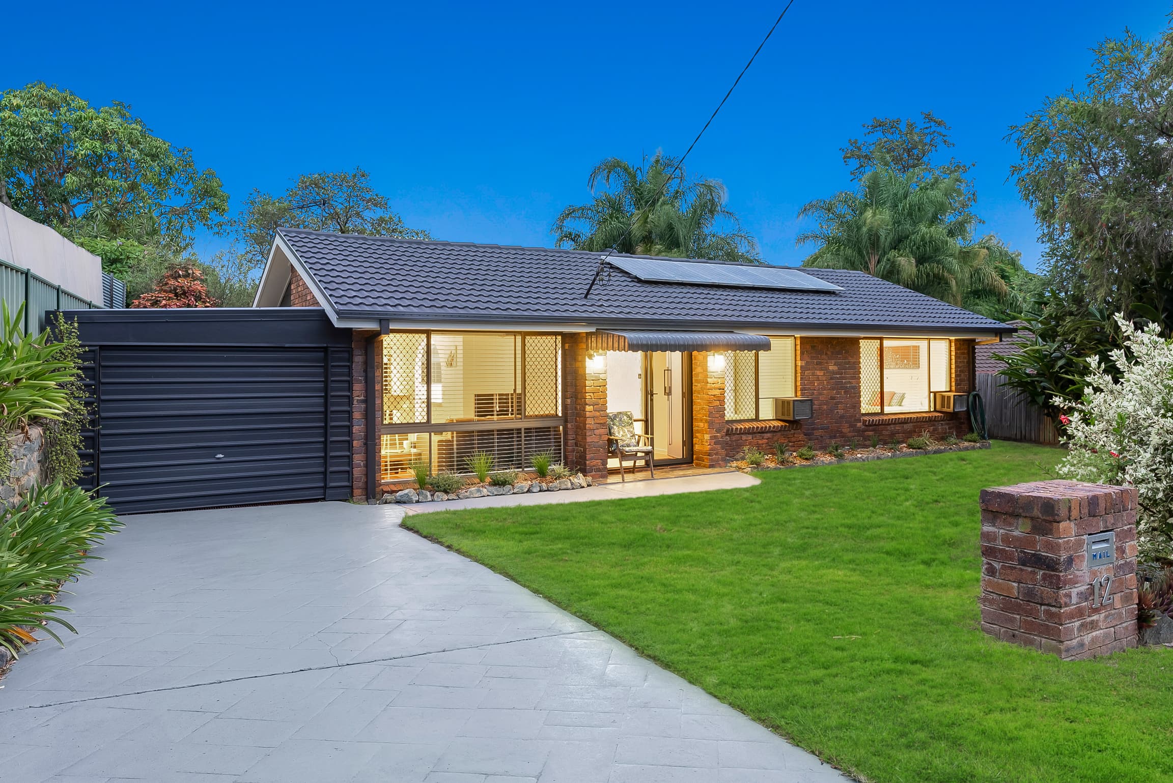 12 Woodlands Avenue, Petrie — photo 1 of 5