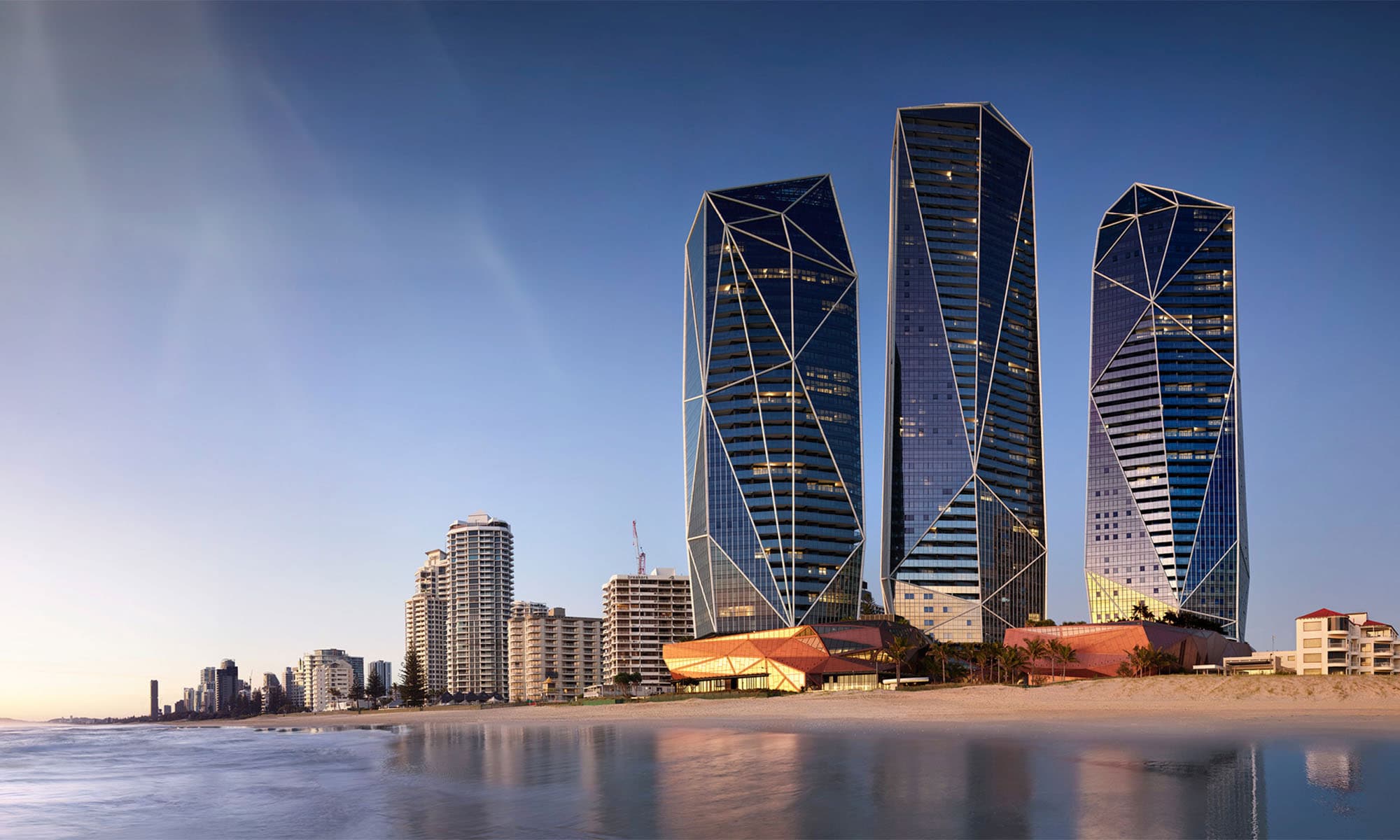 10805/36 Old Burleigh Road, Surfers Paradise - Image 1