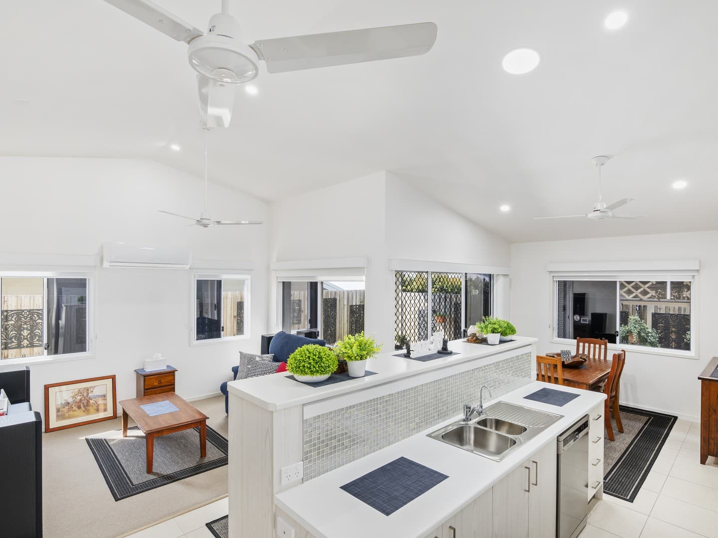 152/2 Koplick Road, Chambers Flat - Image 1