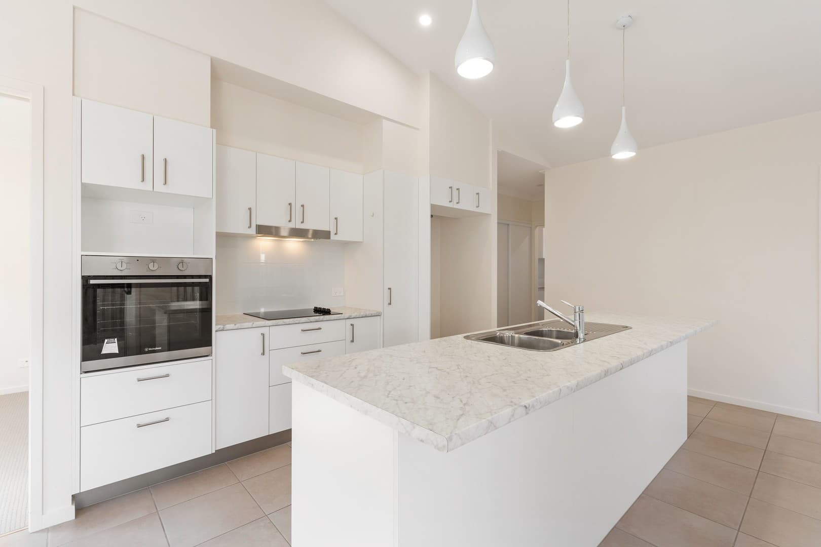 80/2-20 Island View Drive, Urangan — photo 1 of 5