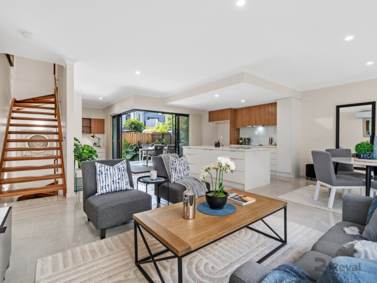 2/24 Howsan Street, Mount Gravatt East — photo 1 of 5