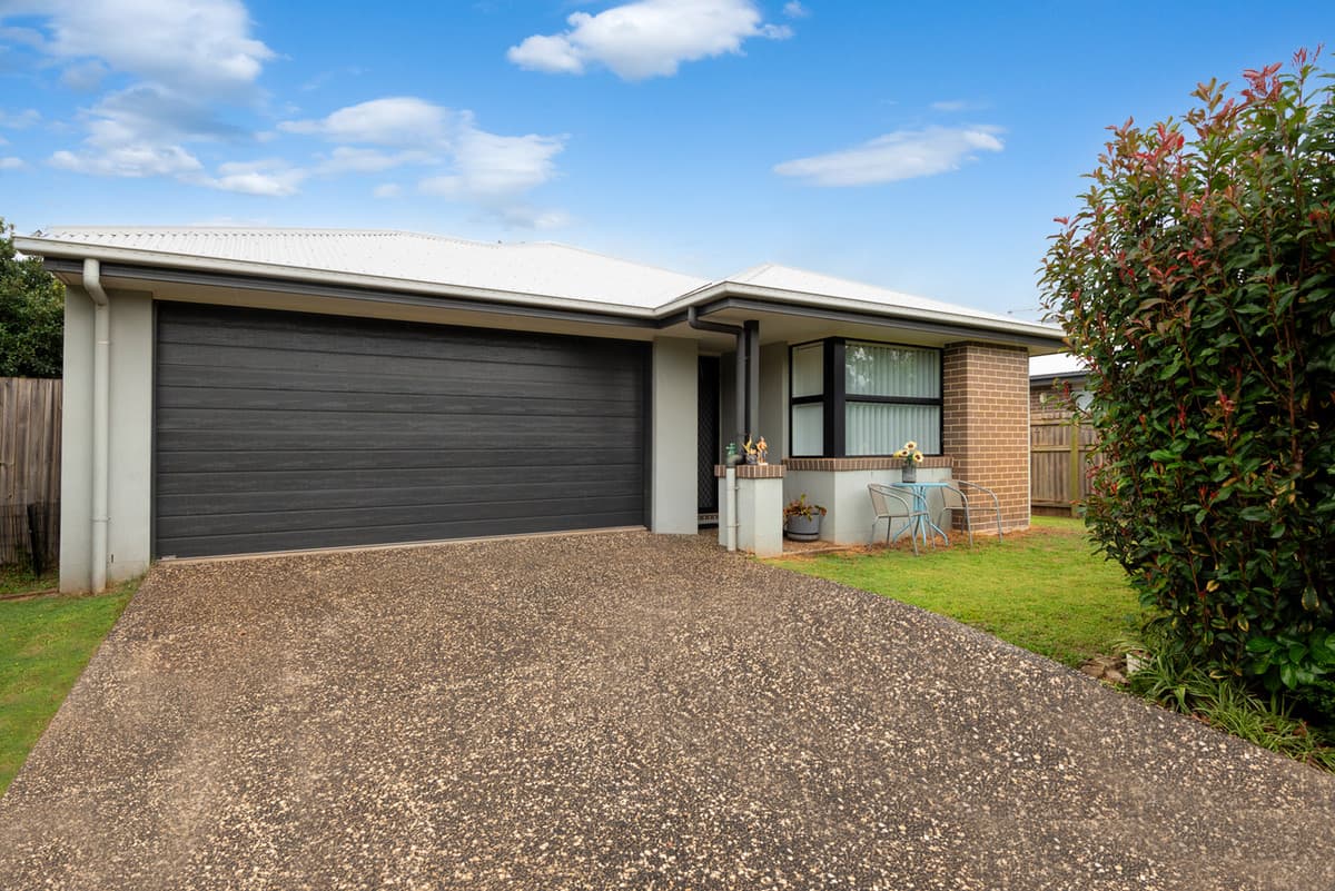 67 Bankswood Drive, Redland Bay - Image 1