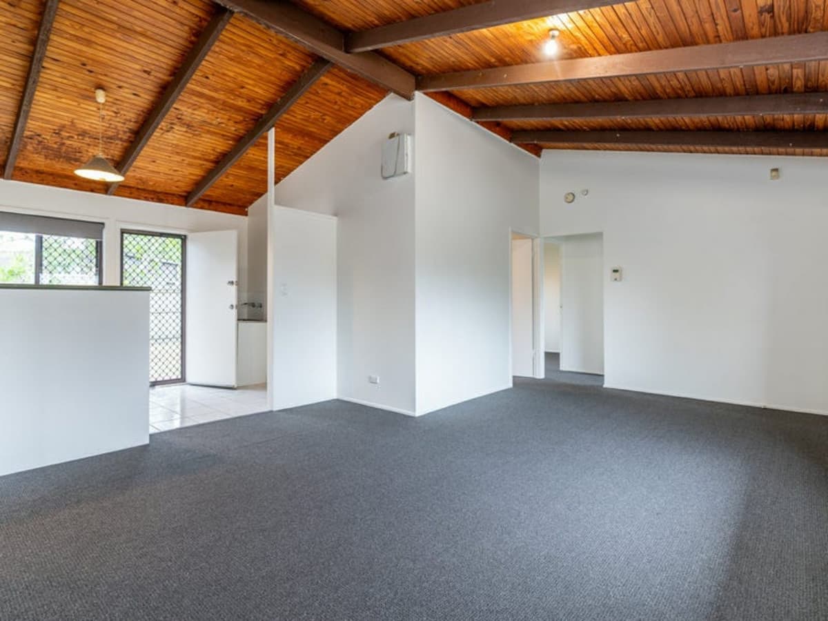 1 Dunbar Street, Browns Plains, Browns Plains — photo 1 of 5