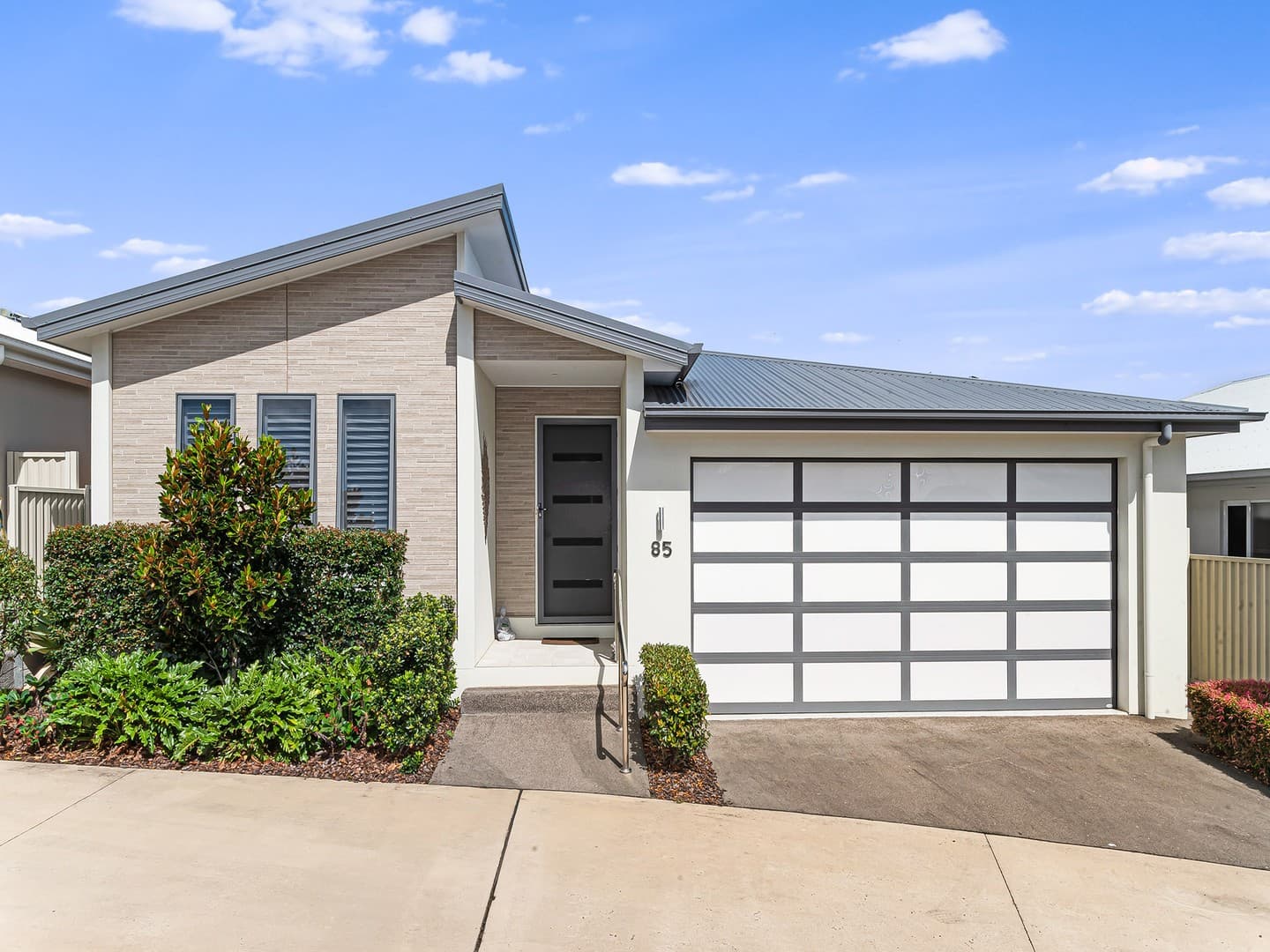 85/6 Charlston Place, Kuluin - Image 1