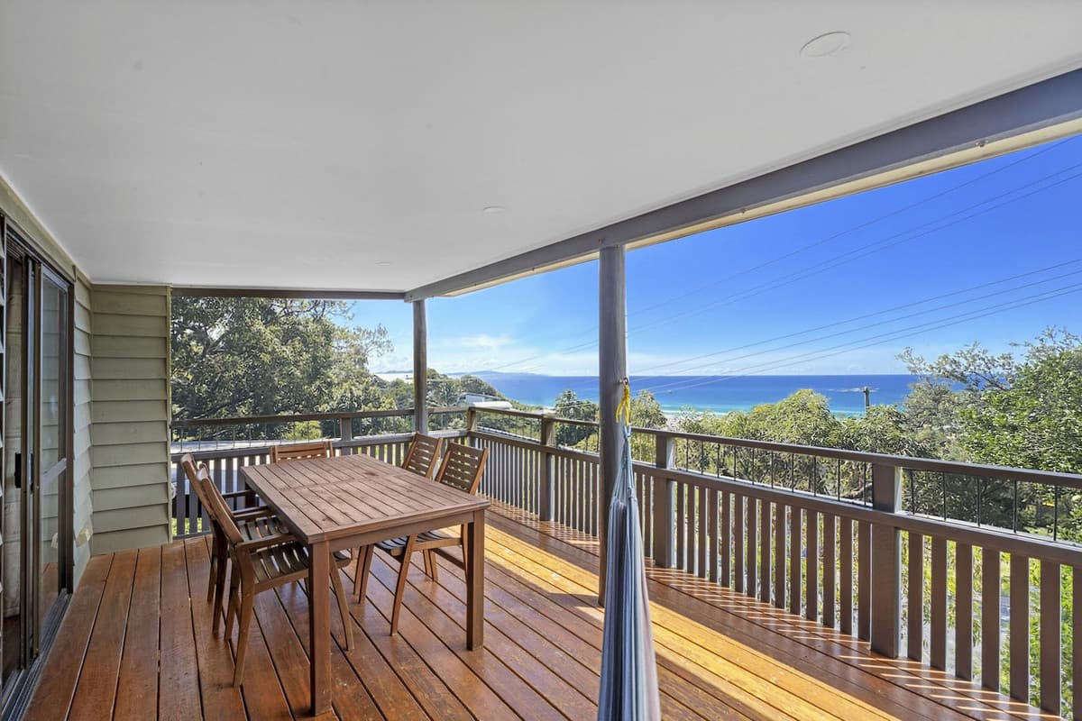 52 Tramican Street, Point Lookout, Point Lookout — photo 1 of 5