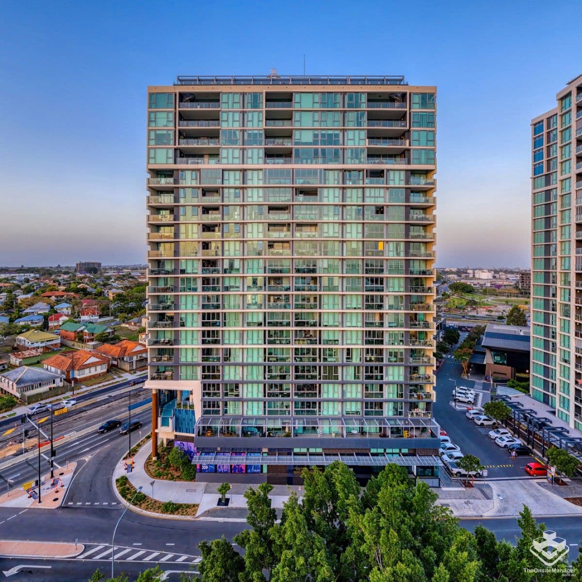 ID:21167364/2 Harbour Road, Hamilton — photo 1 of 5