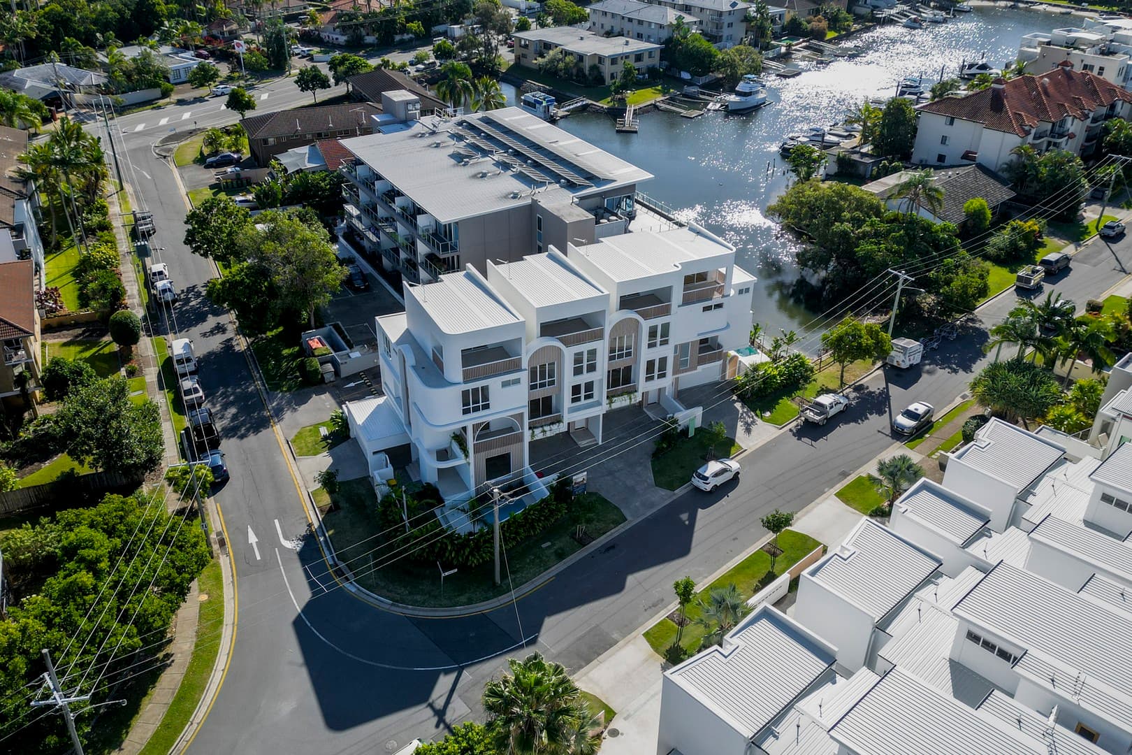 2/31 Madang Crescent, Runaway Bay — photo 1 of 5