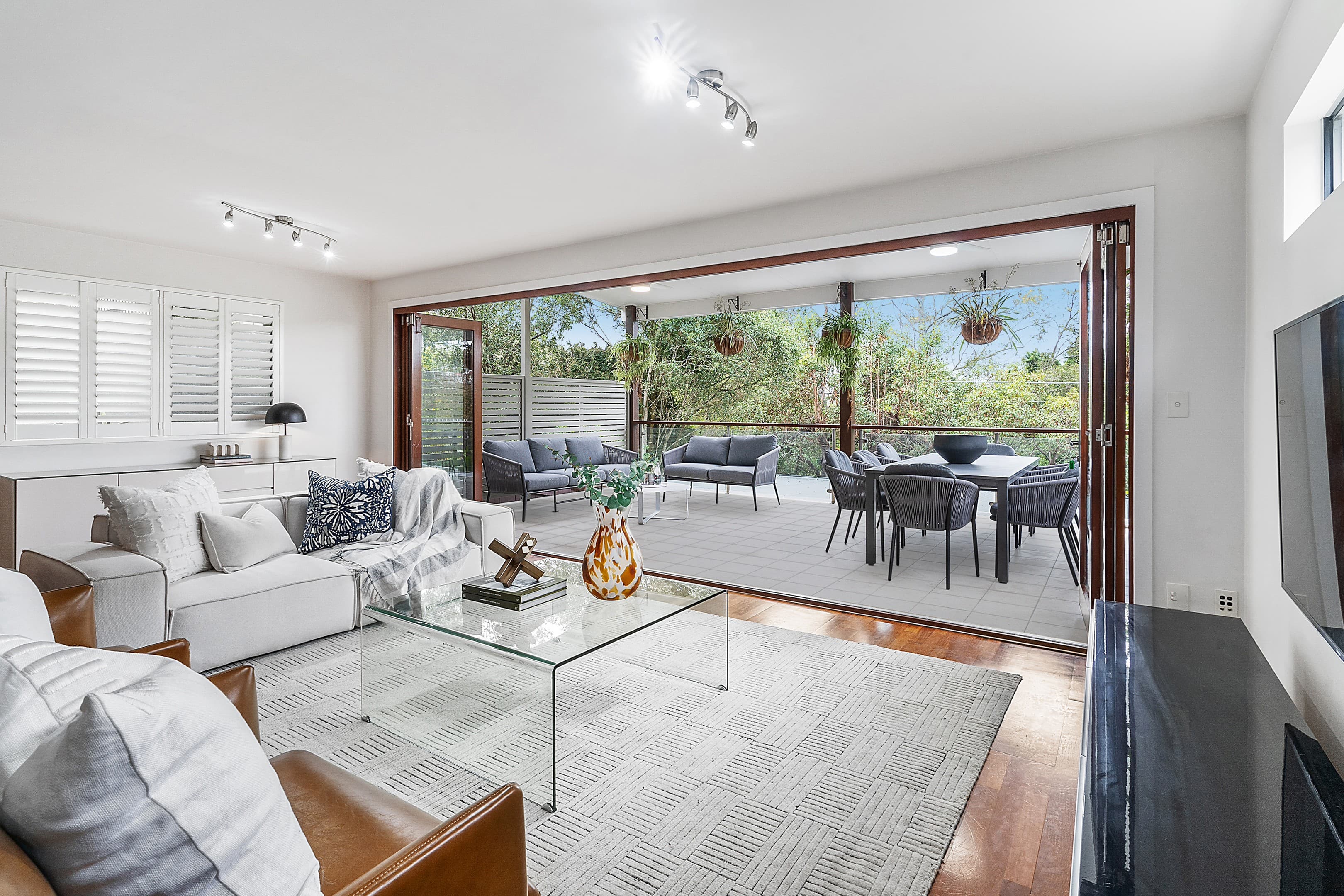 218 Boundary Road, Bardon - Image 1