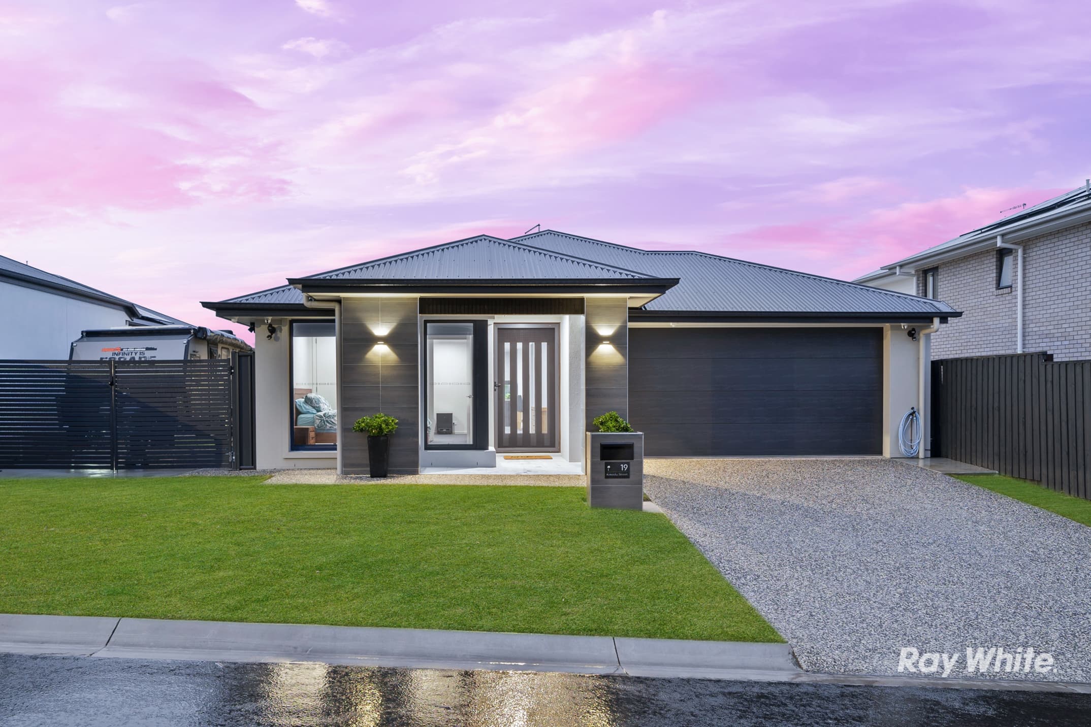 19 Kakadu Street, Greenbank, Greenbank — photo 1 of 5