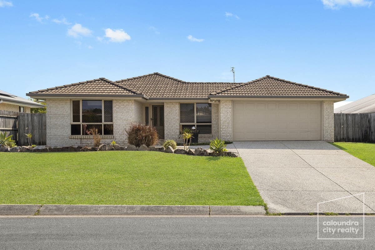 6 Kingsley Court, Little Mountain — photo 1 of 5