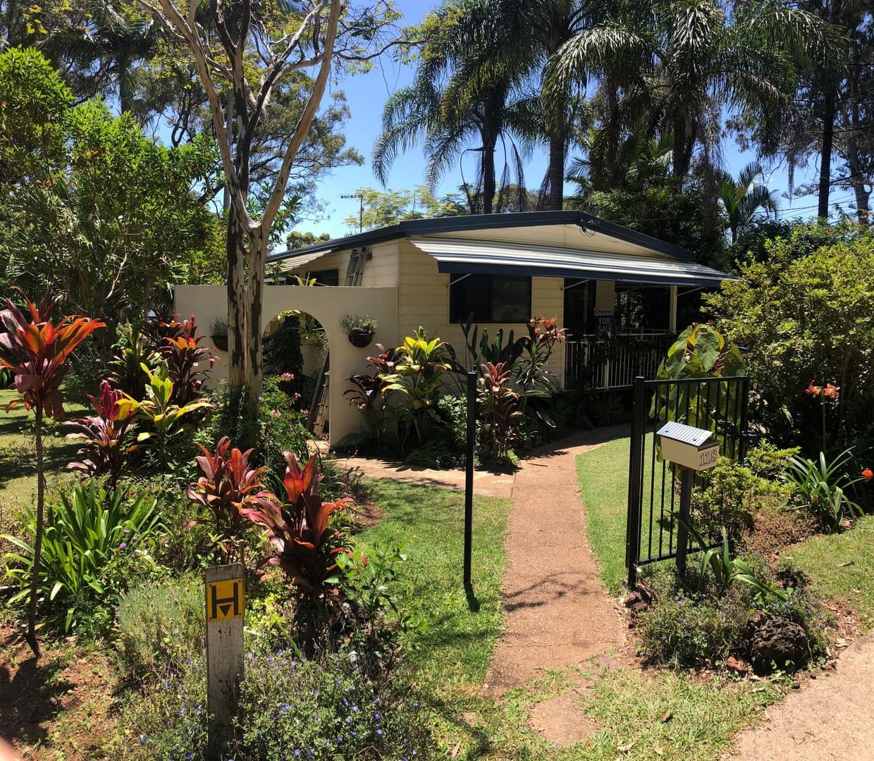118 LUCAS DRIVE, Lamb Island - Image 1