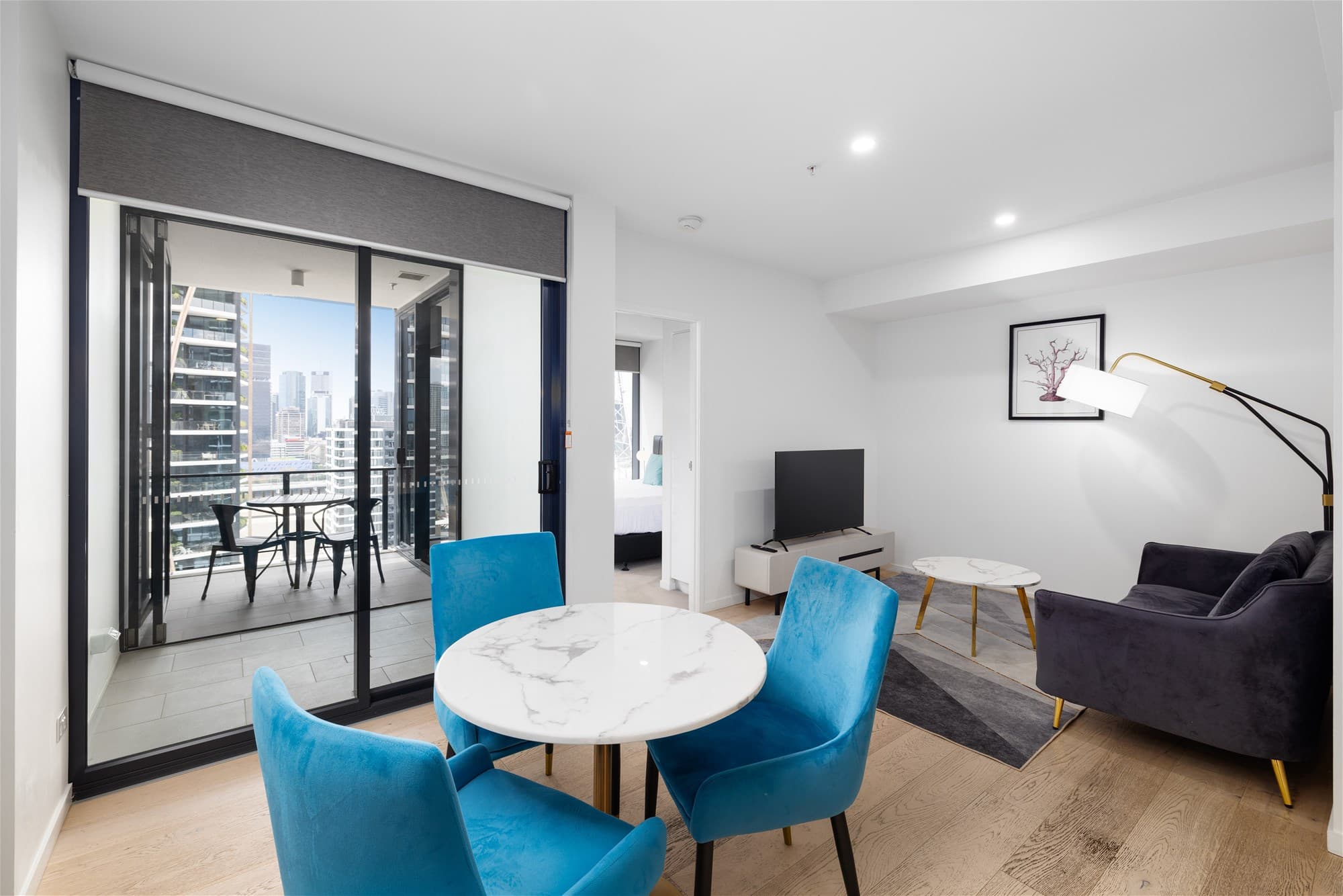 11909/22 Merivale Street, South Brisbane - Image 1