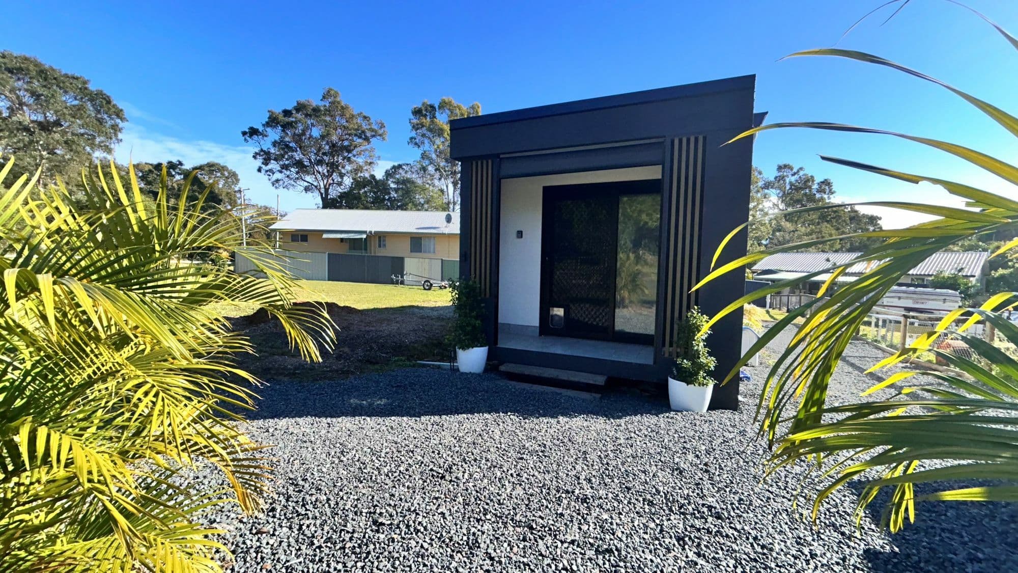 5 Francis Road, Macleay Island — photo 1 of 5