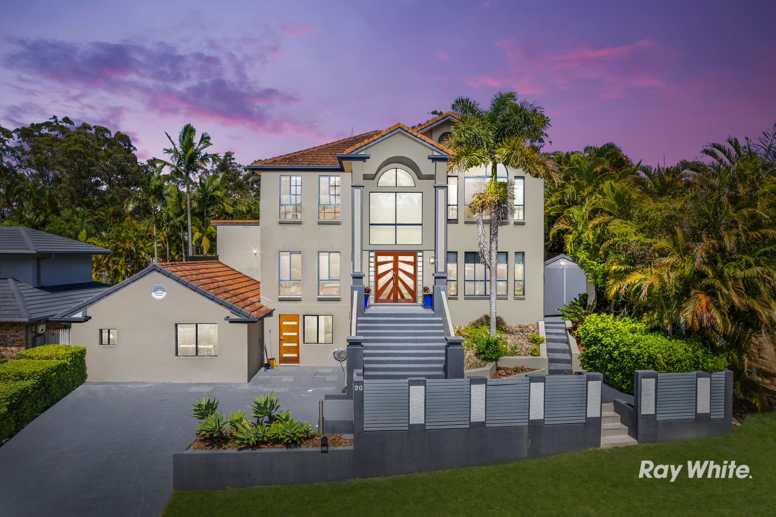 20 Windjana Court, Shailer Park — photo 1 of 5
