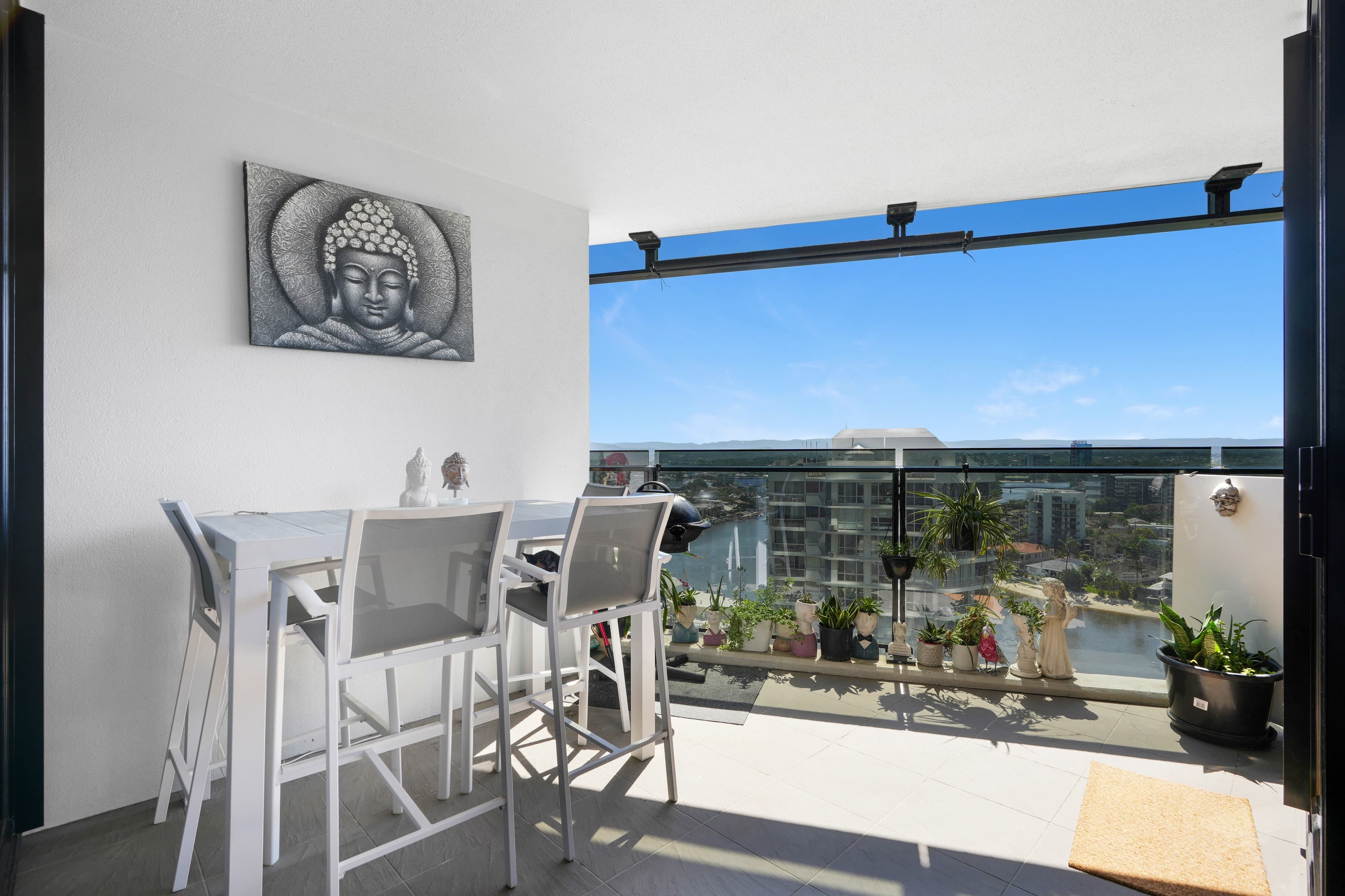 1136/9 Ferny Avenue, Surfers Paradise - Image 1