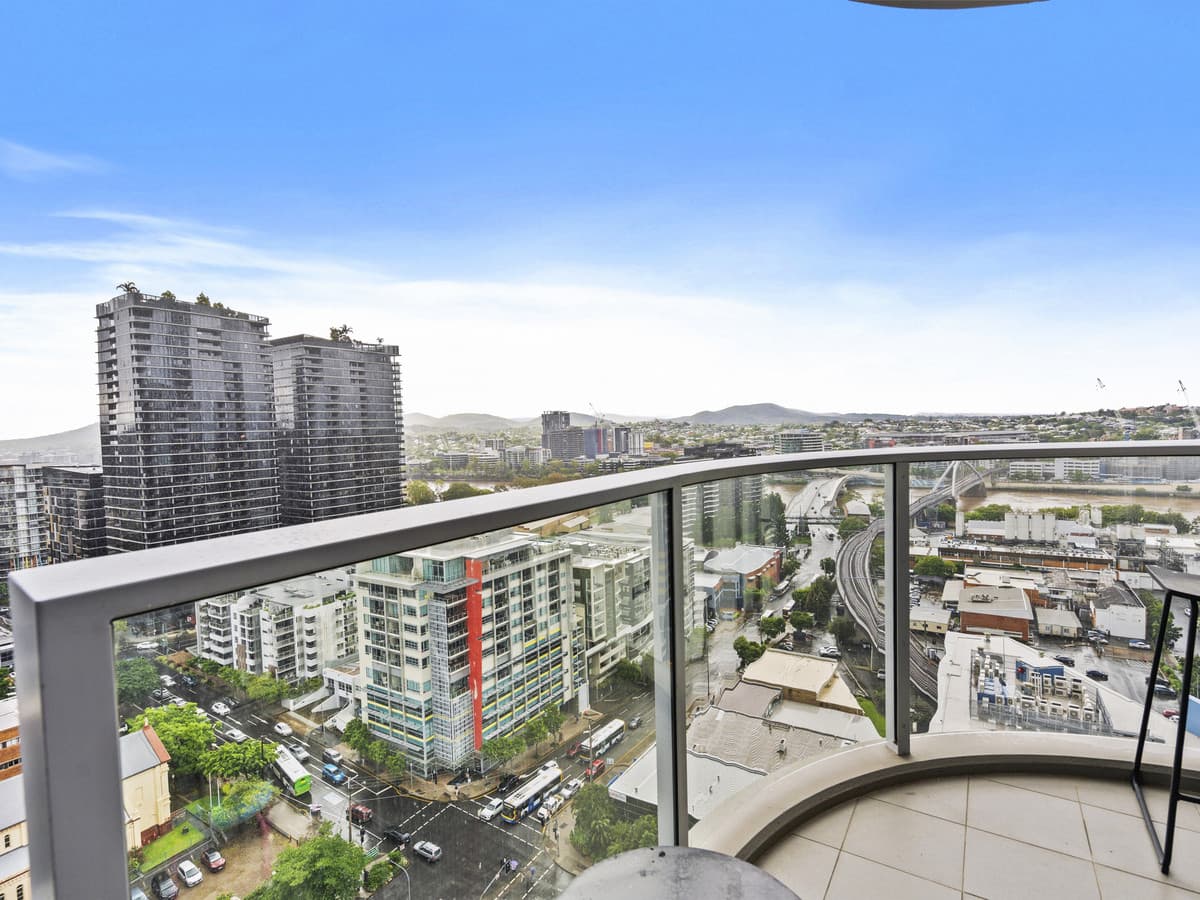 1218/58 Hope Street, South Brisbane - Image 1