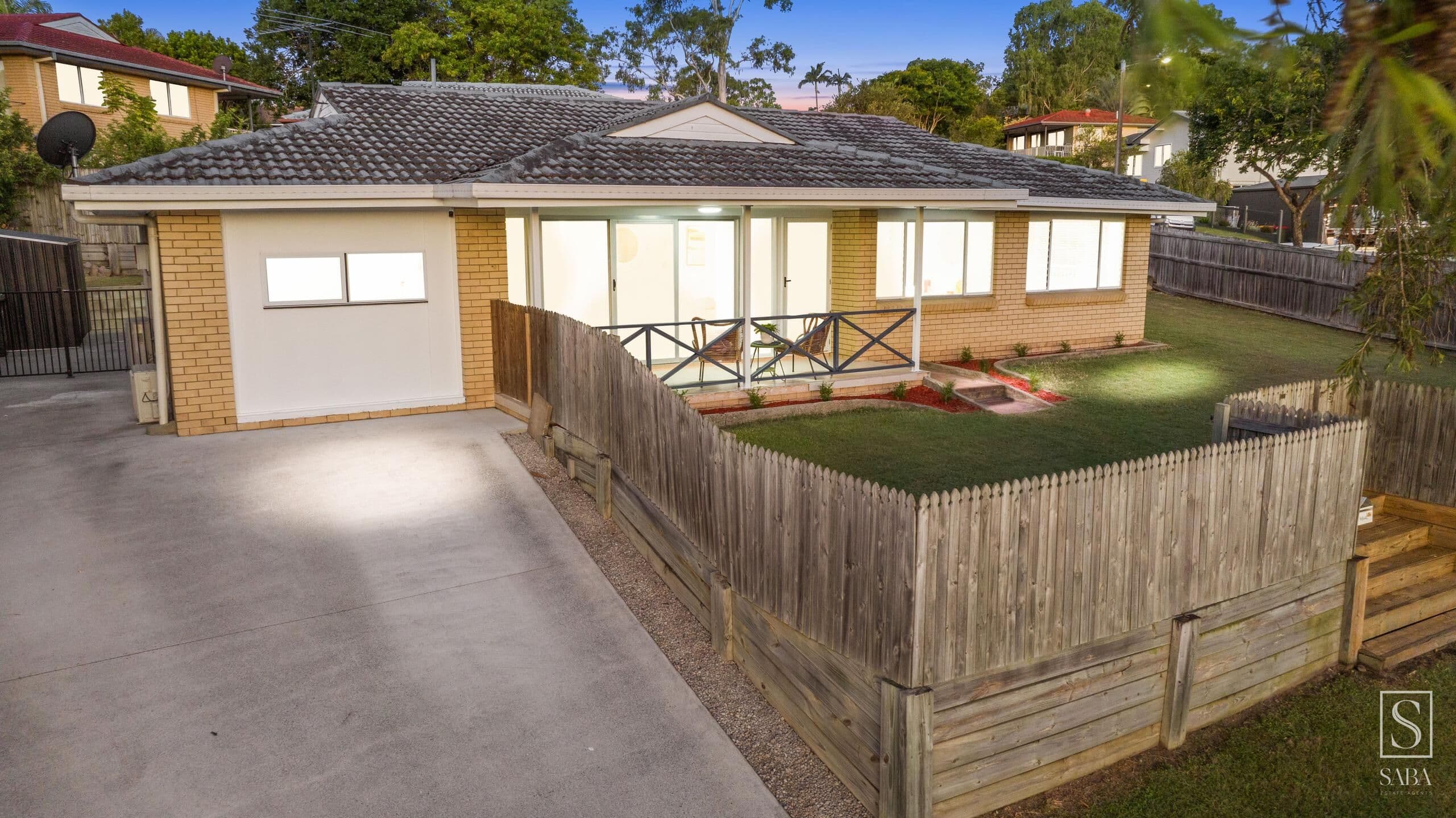 43 Spinnaker Street, Jamboree Heights - Image 1