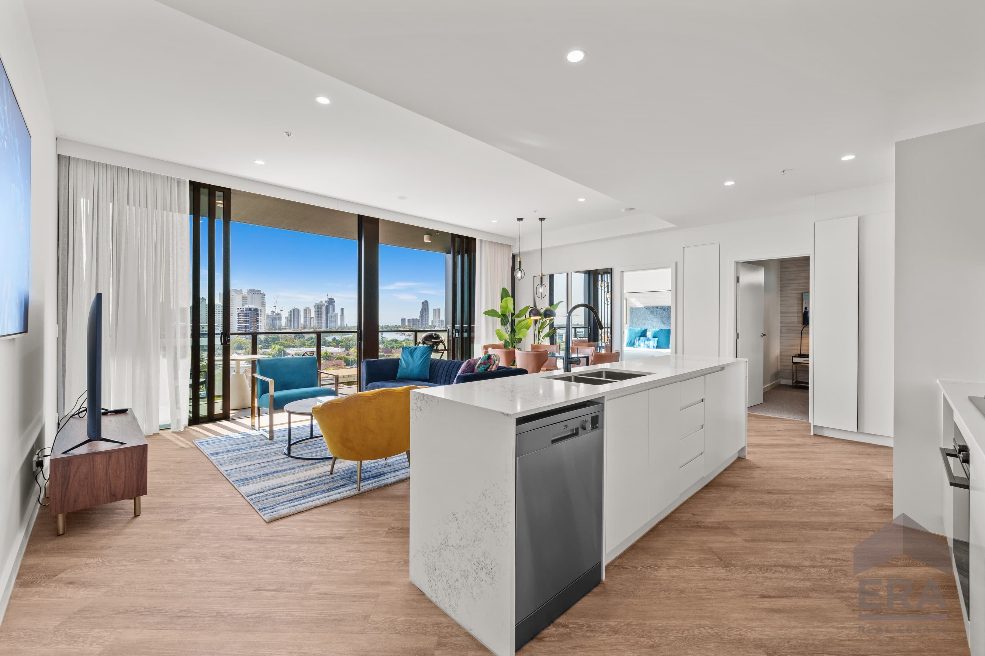 Level 1003/59 Meron Street, Southport — photo 1 of 5