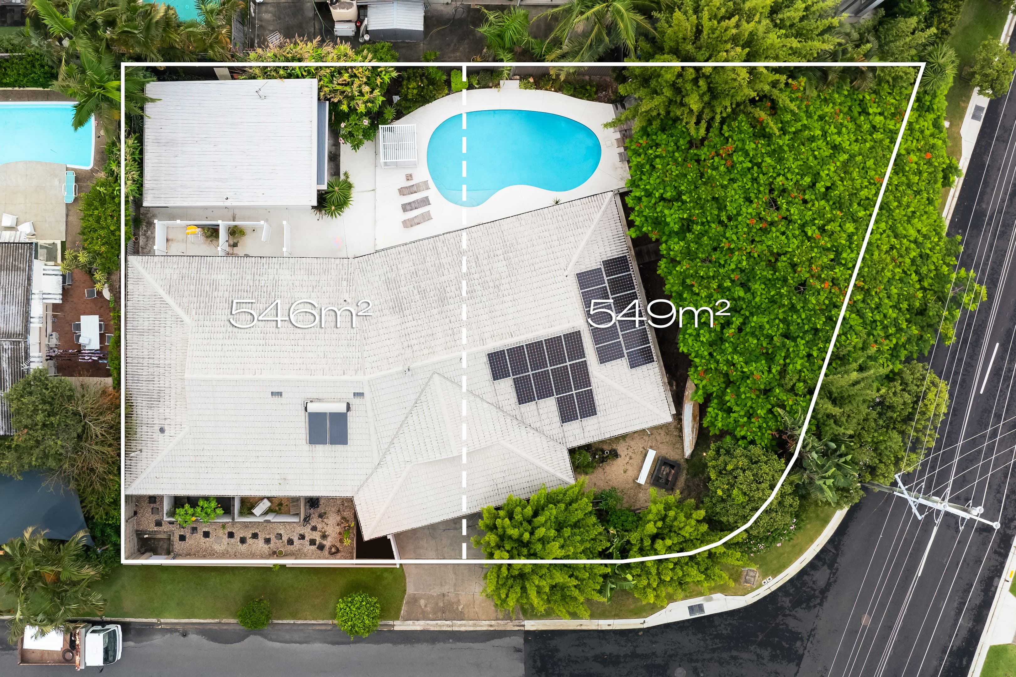 18-20 Joy Avenue, Burleigh Waters, Burleigh Waters — photo 1 of 5