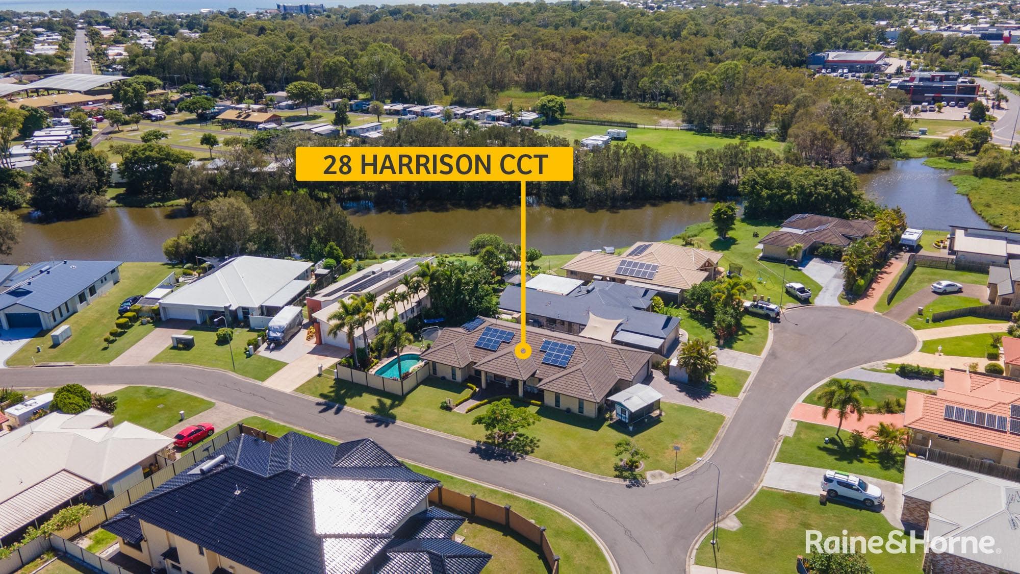 28 Harrison Circuit, Urangan — photo 1 of 5