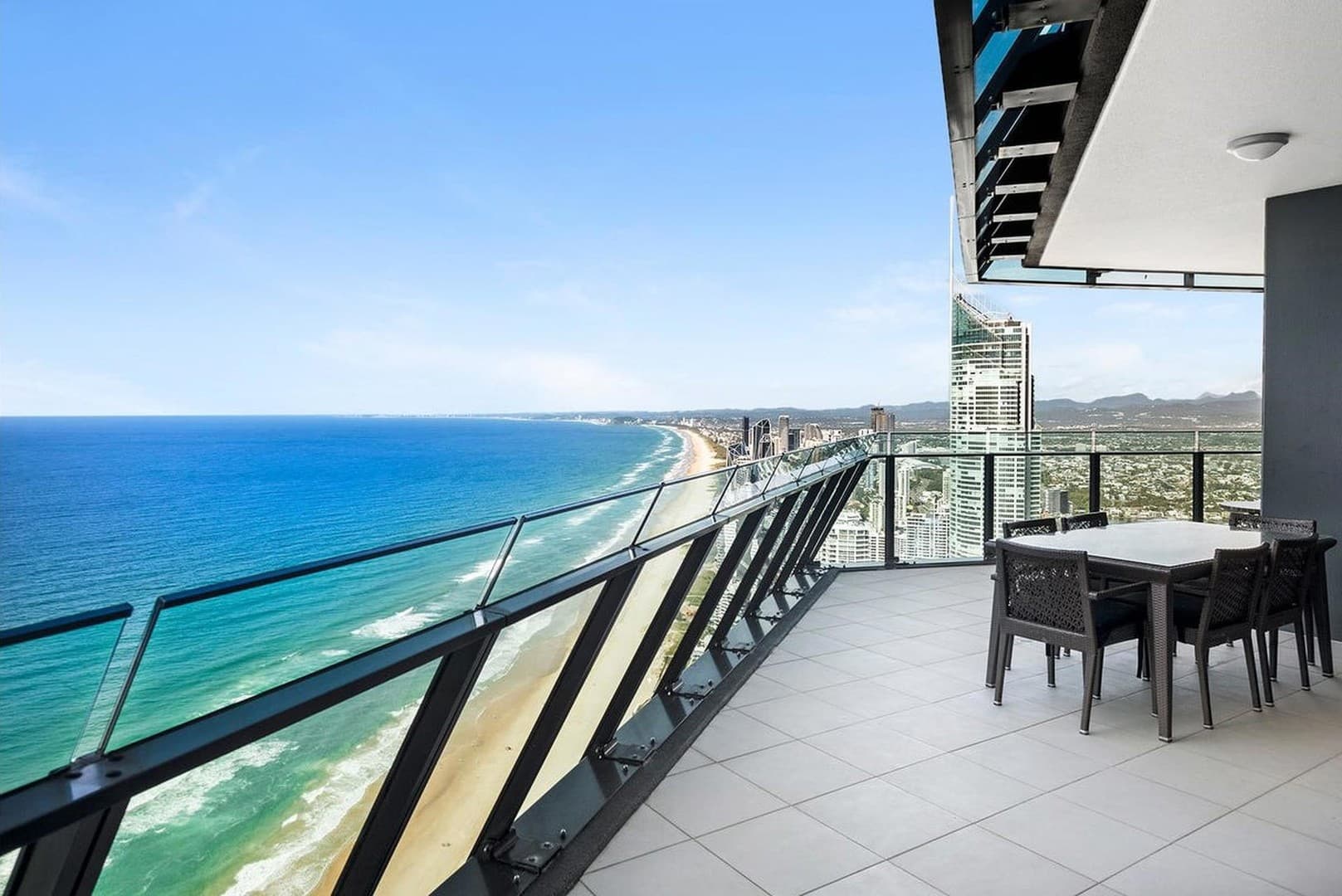 6301/4 The Esplanade, Surfers Paradise - Image 1