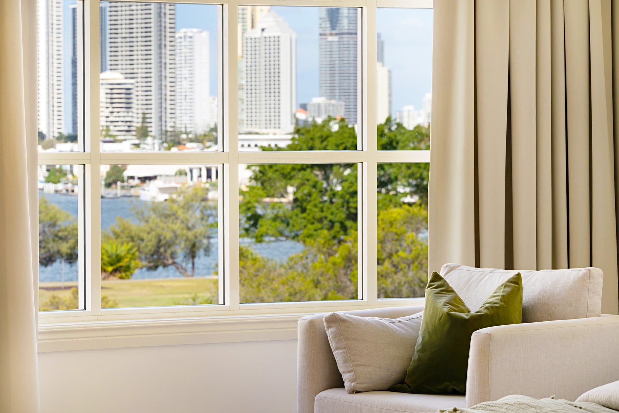 21/42-44 Brighton Parade, Southport - Image 1