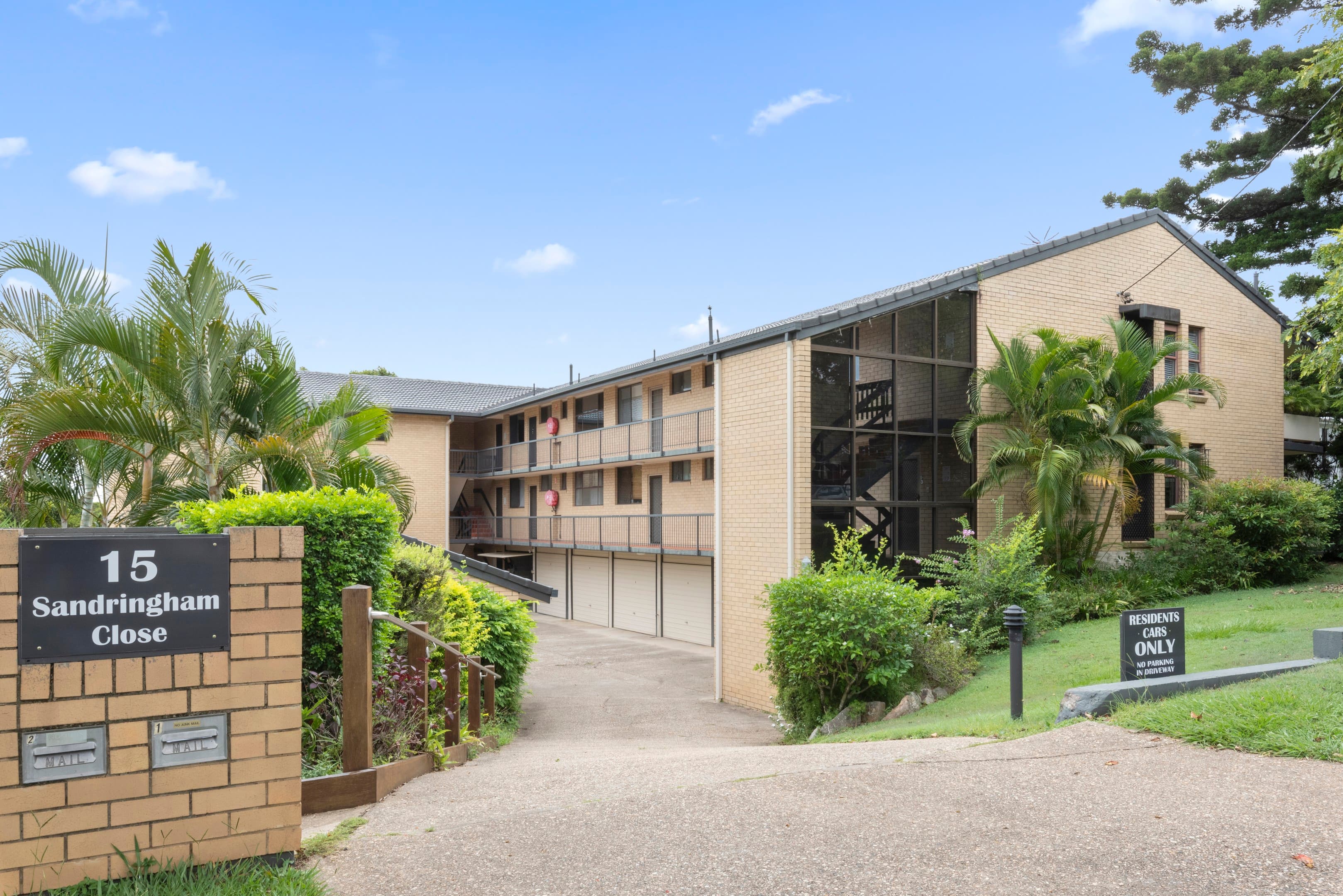 1/15 Junction Road, Clayfield - Image 1