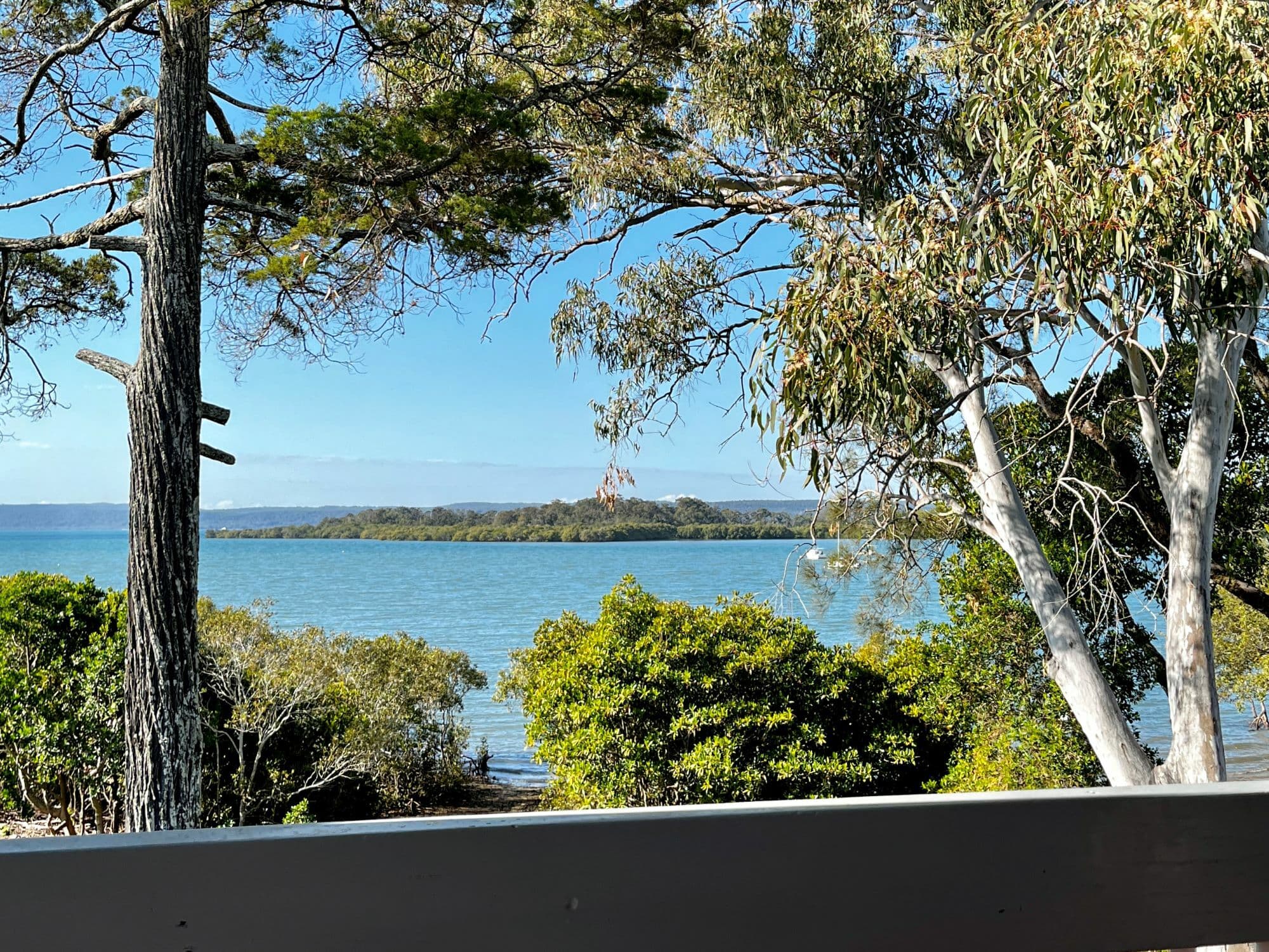 35 Jan Street, Macleay Island — photo 1 of 5