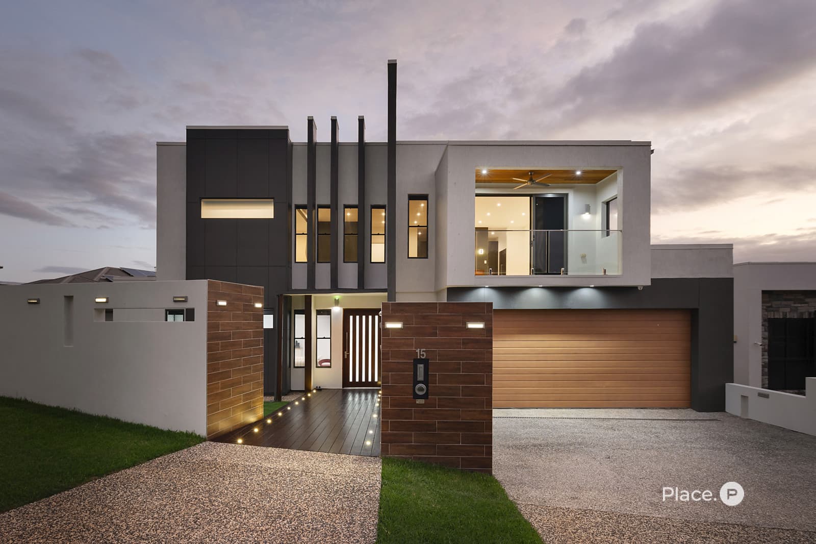 15 Birkenhead Place, Carindale — photo 1 of 5