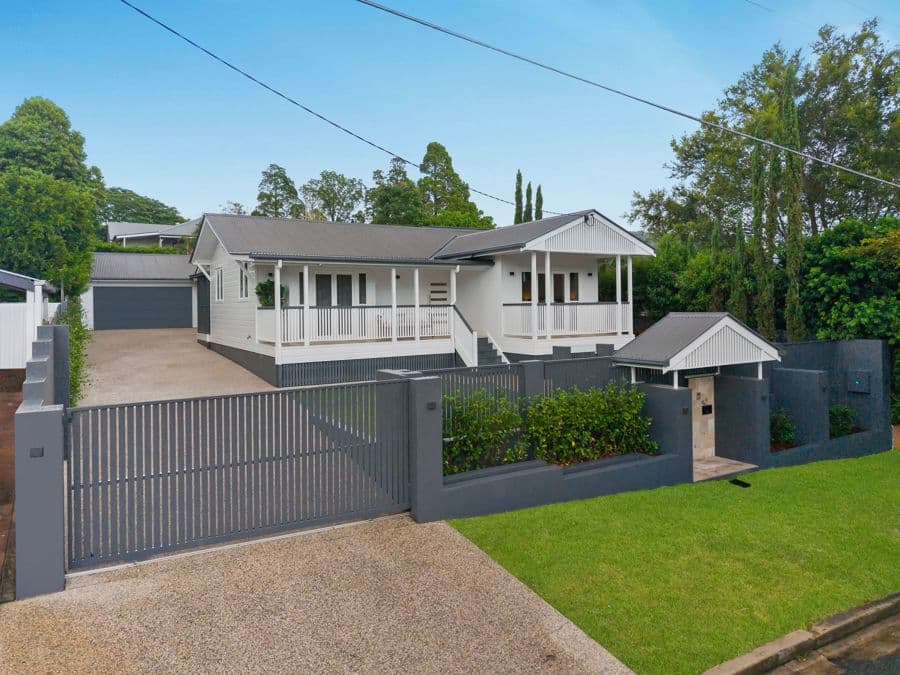 15 Landor St, Tarragindi — photo 1 of 5