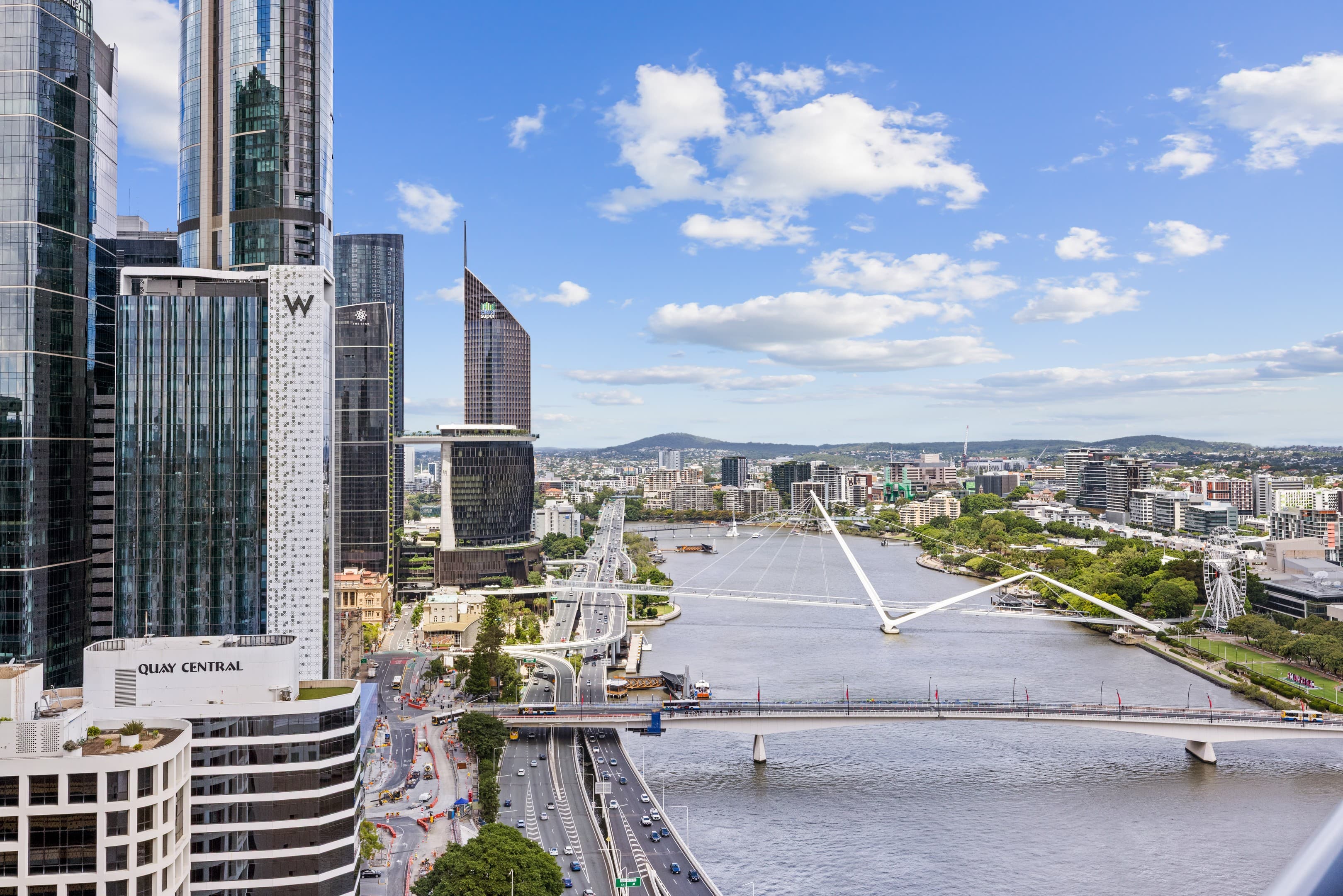 312/18 Tank Street, Brisbane City - Image 1