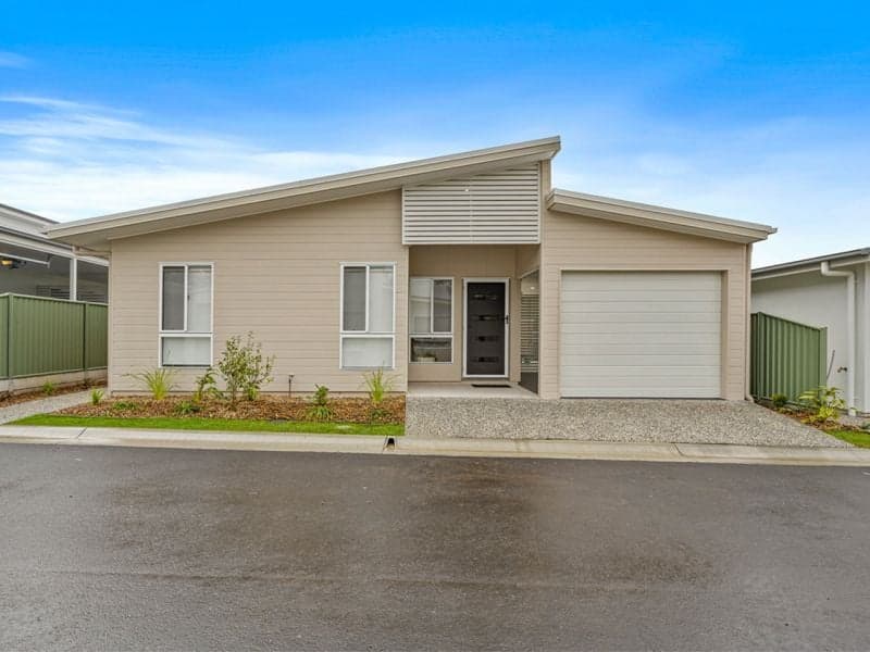 119/26 Andrew Road, Greenbank — photo 1 of 5