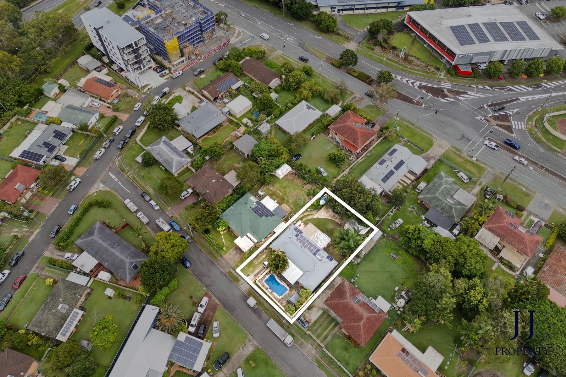 8 Eleanor Avenue, Underwood — photo 1 of 3